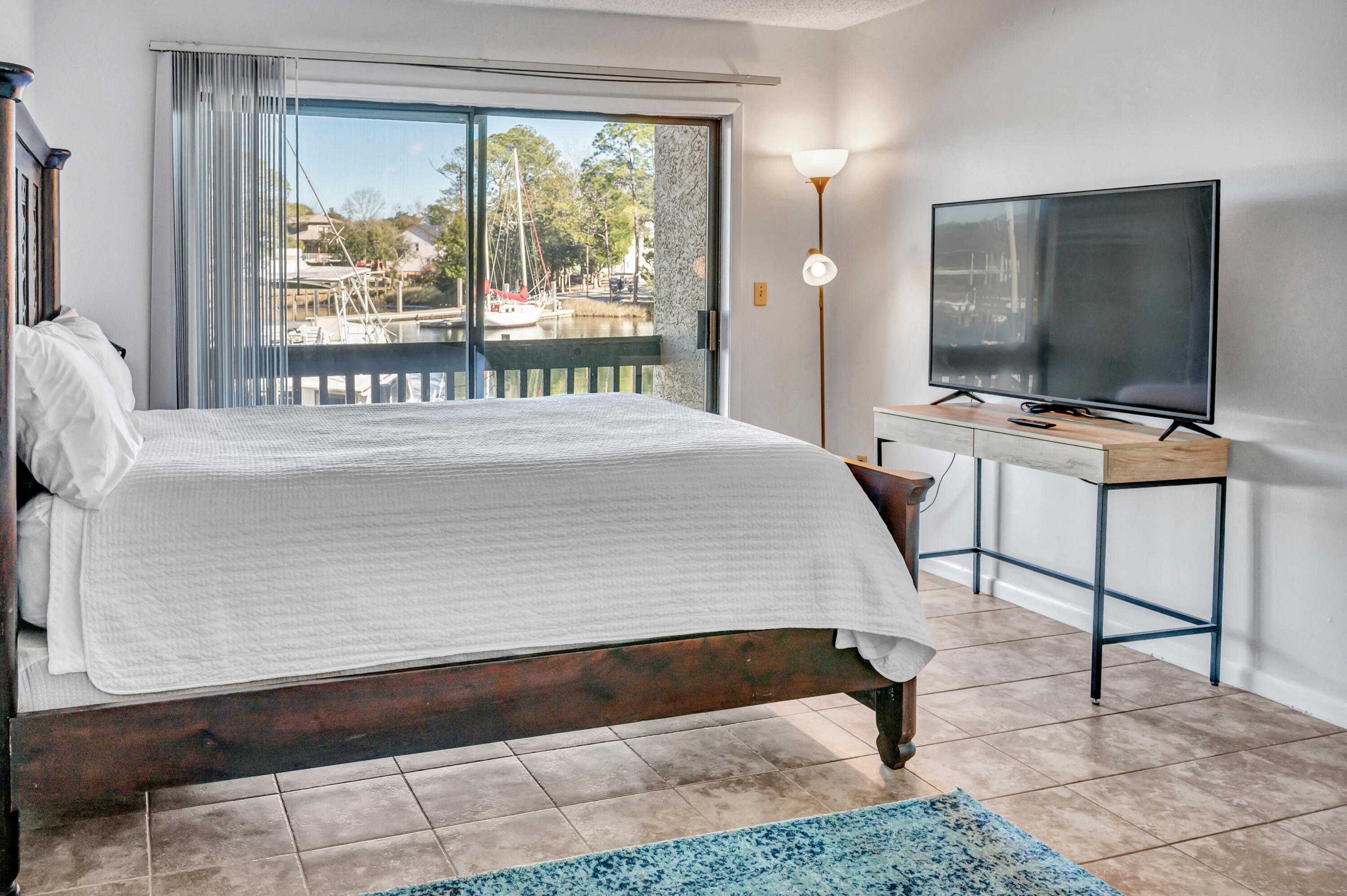 MARINA VILLAS CONDO AT BLUEWATER BAY - Residential