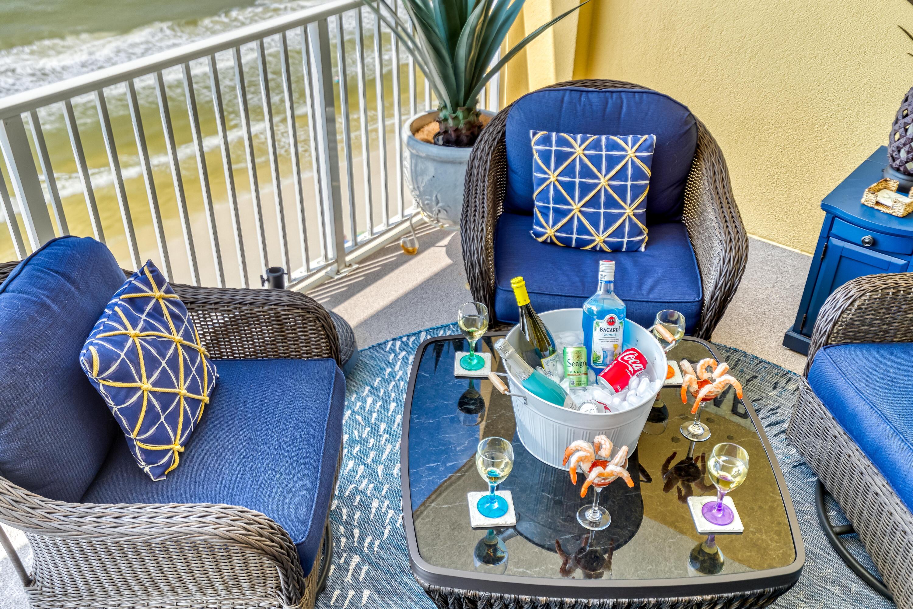 TROPIC WINDS - Residential