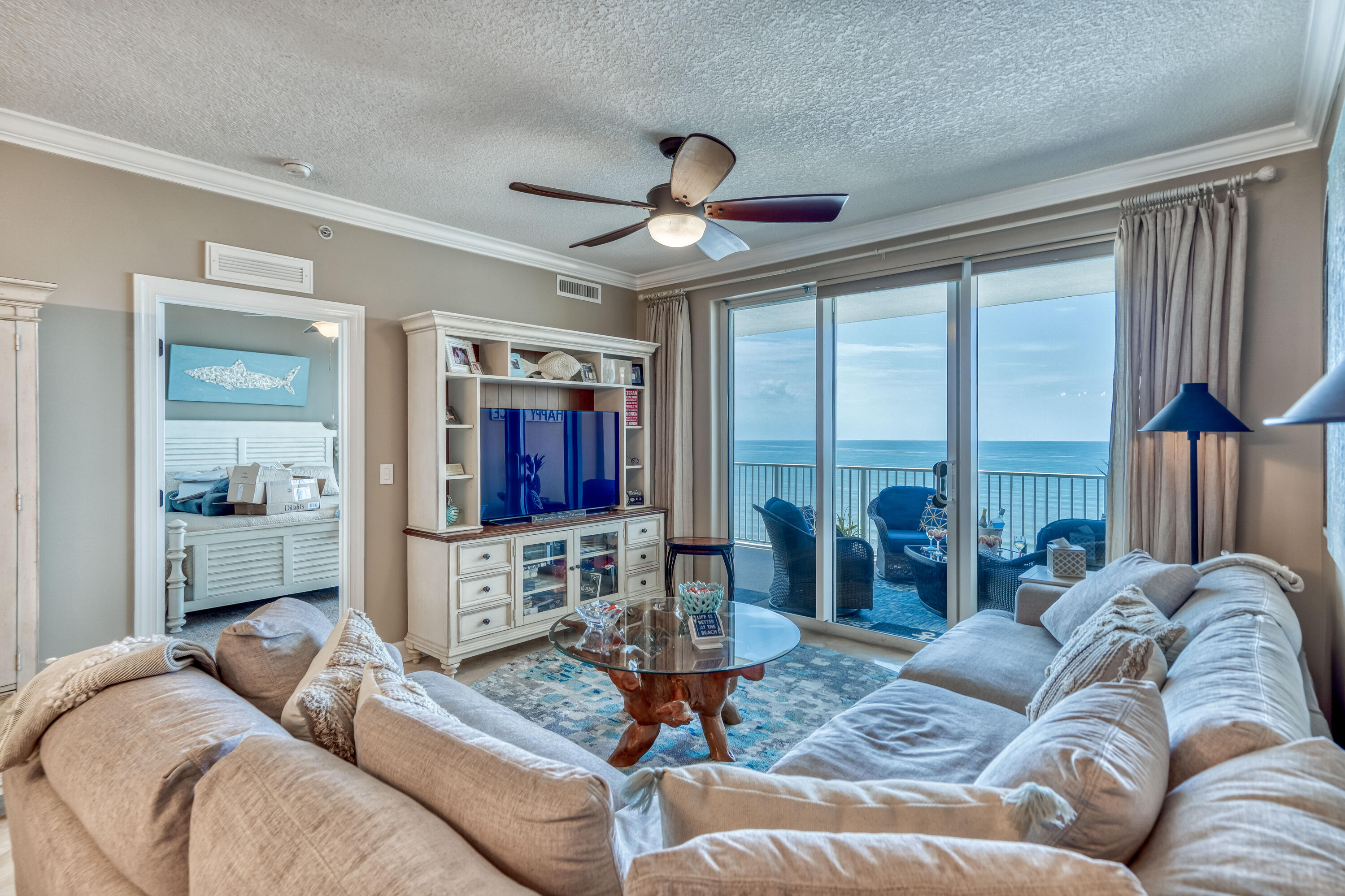 TROPIC WINDS - Residential