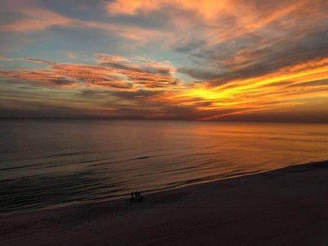 TROPIC WINDS - Residential