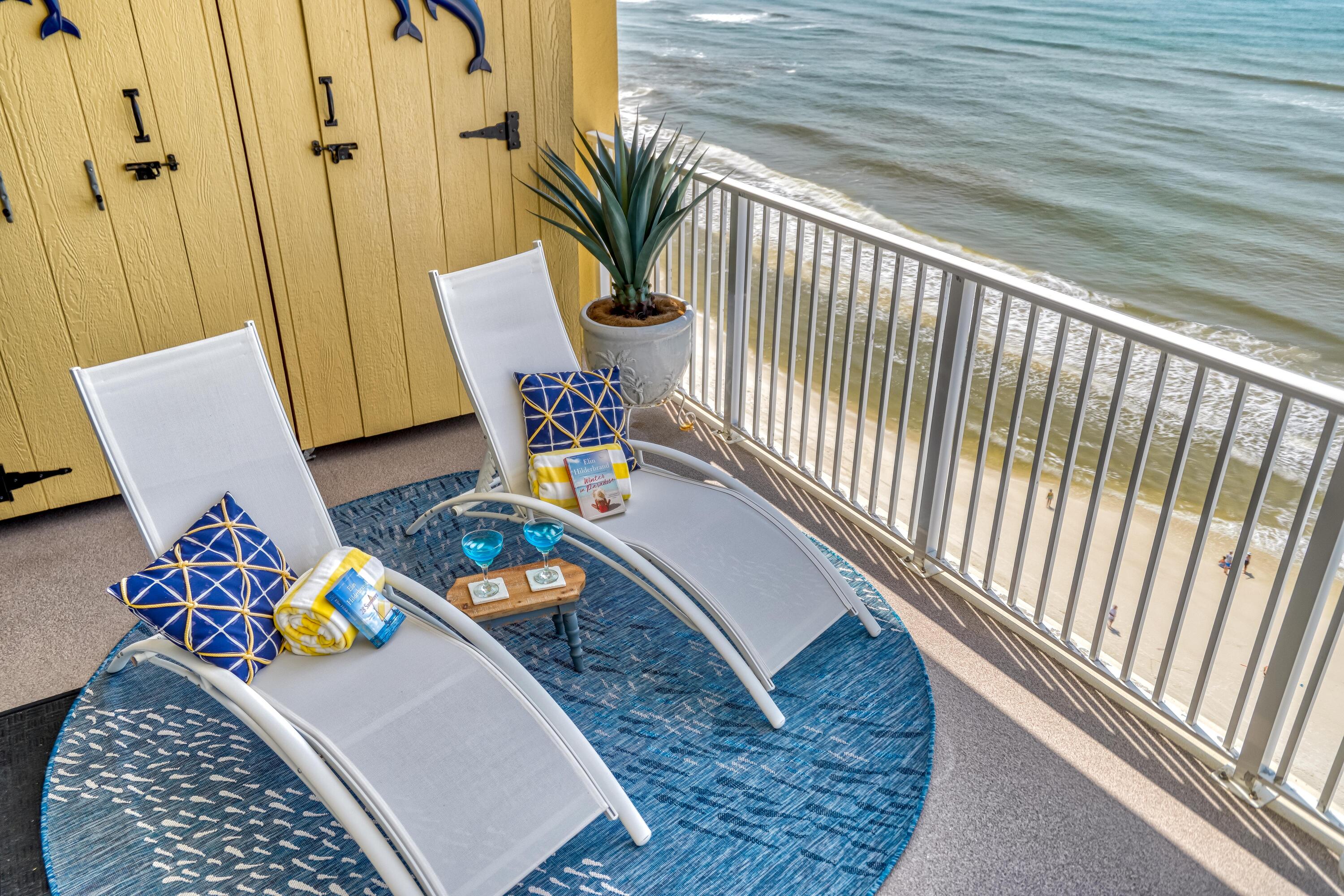 TROPIC WINDS - Residential