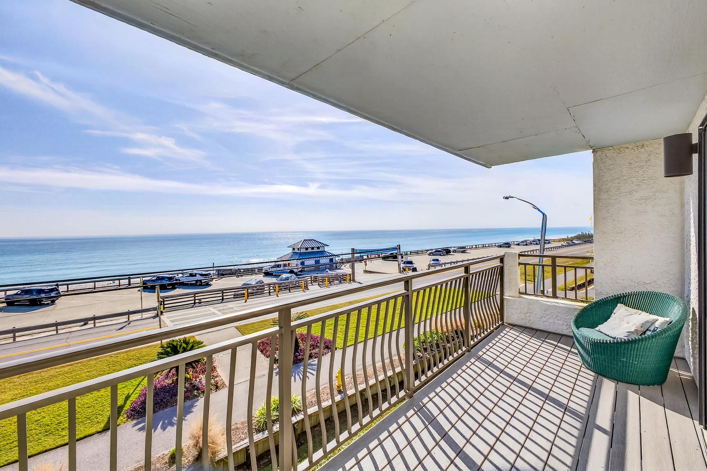 COSTA VISTA T/H - Residential