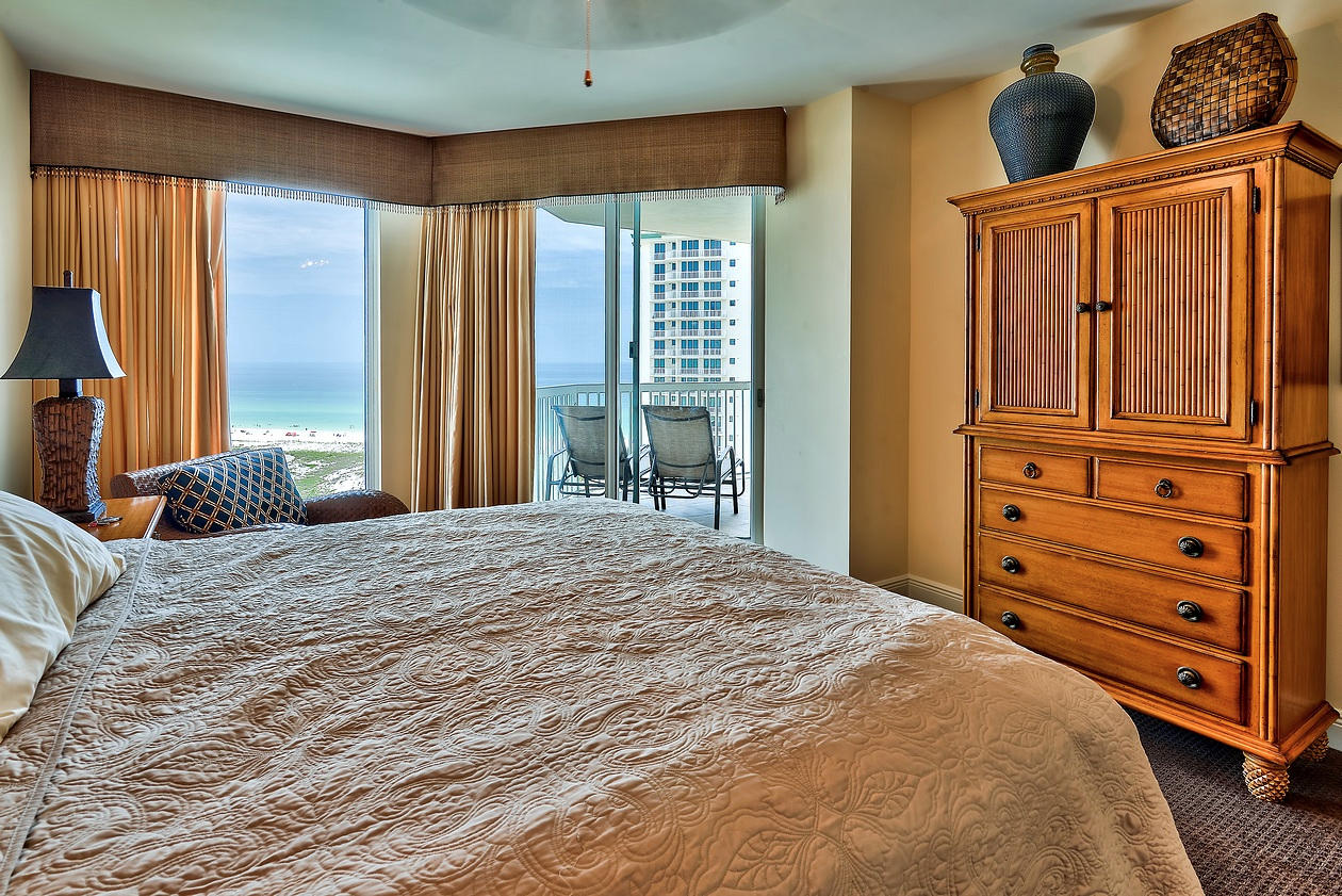 ST. BARTH AT SILVER SHELLS - Residential