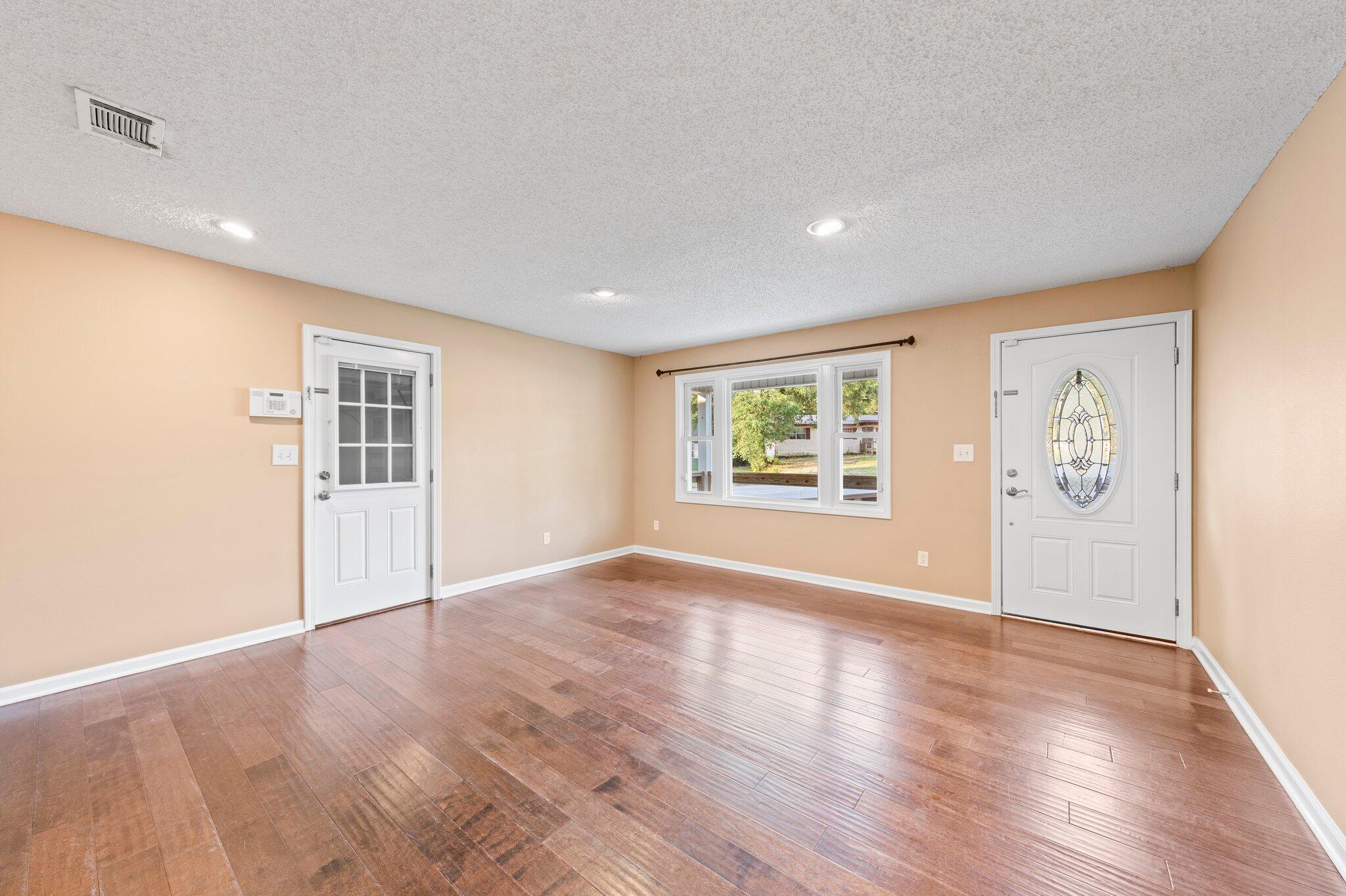 N/A - Residential Lease