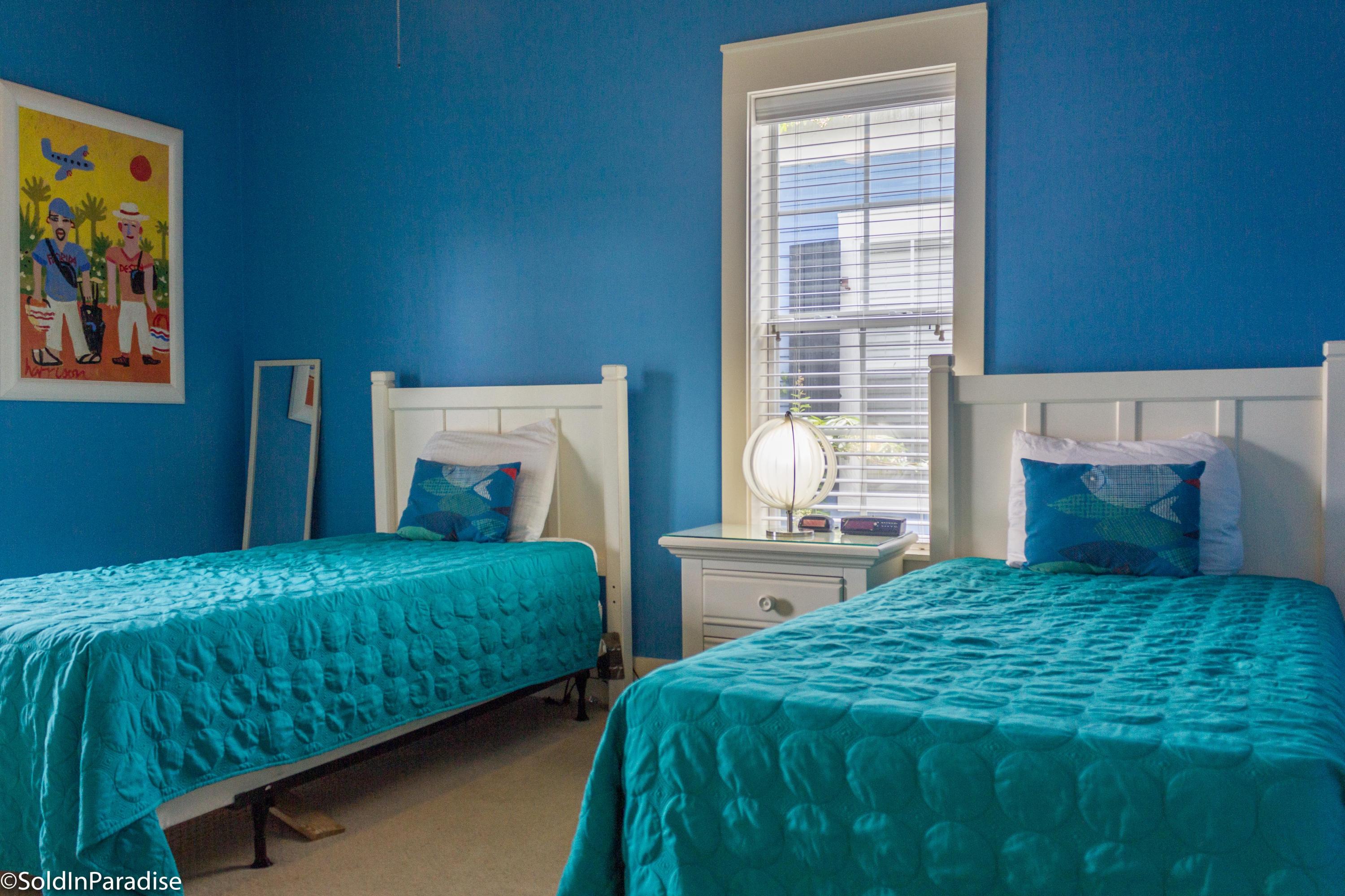 BUNGALOWS AT SEAGROVE BEACH - Residential