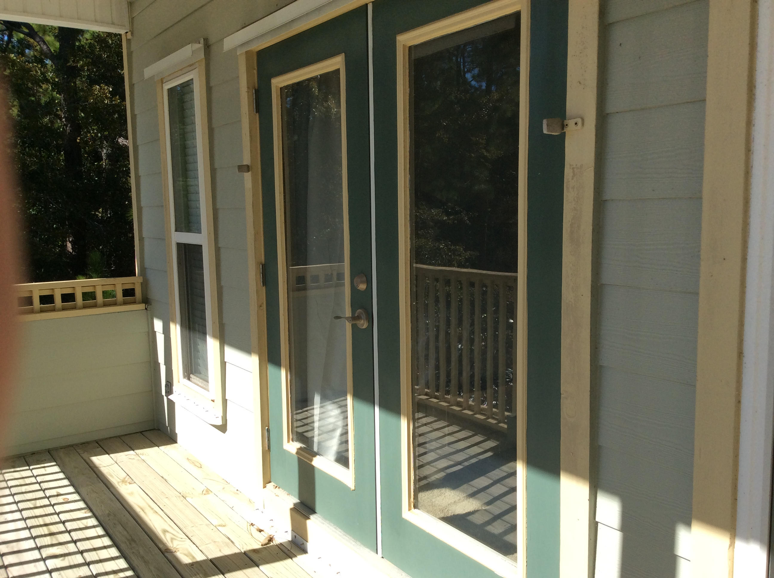 MAGNOLIA BEACH - Residential