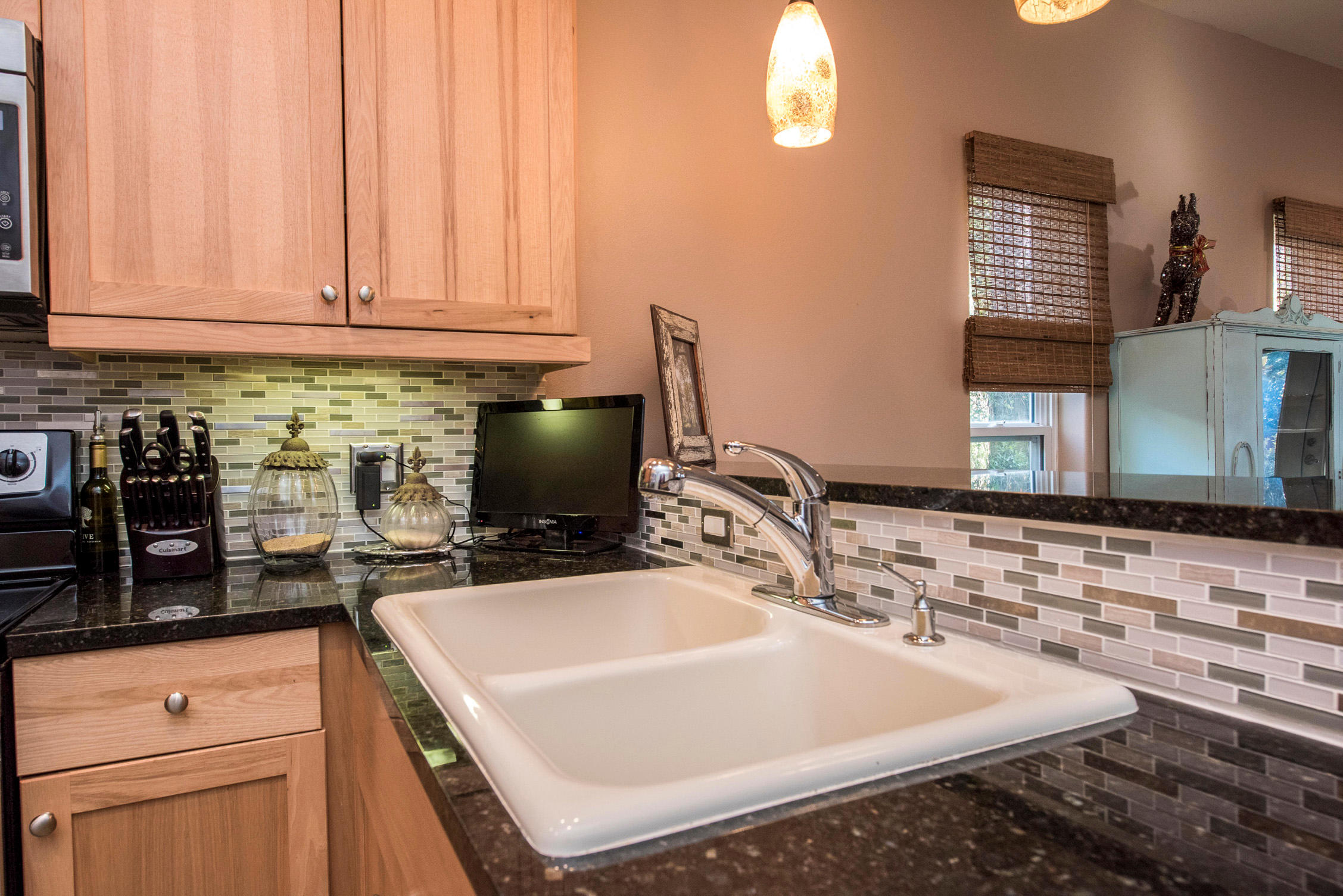 MAGNOLIA BEACH - Residential