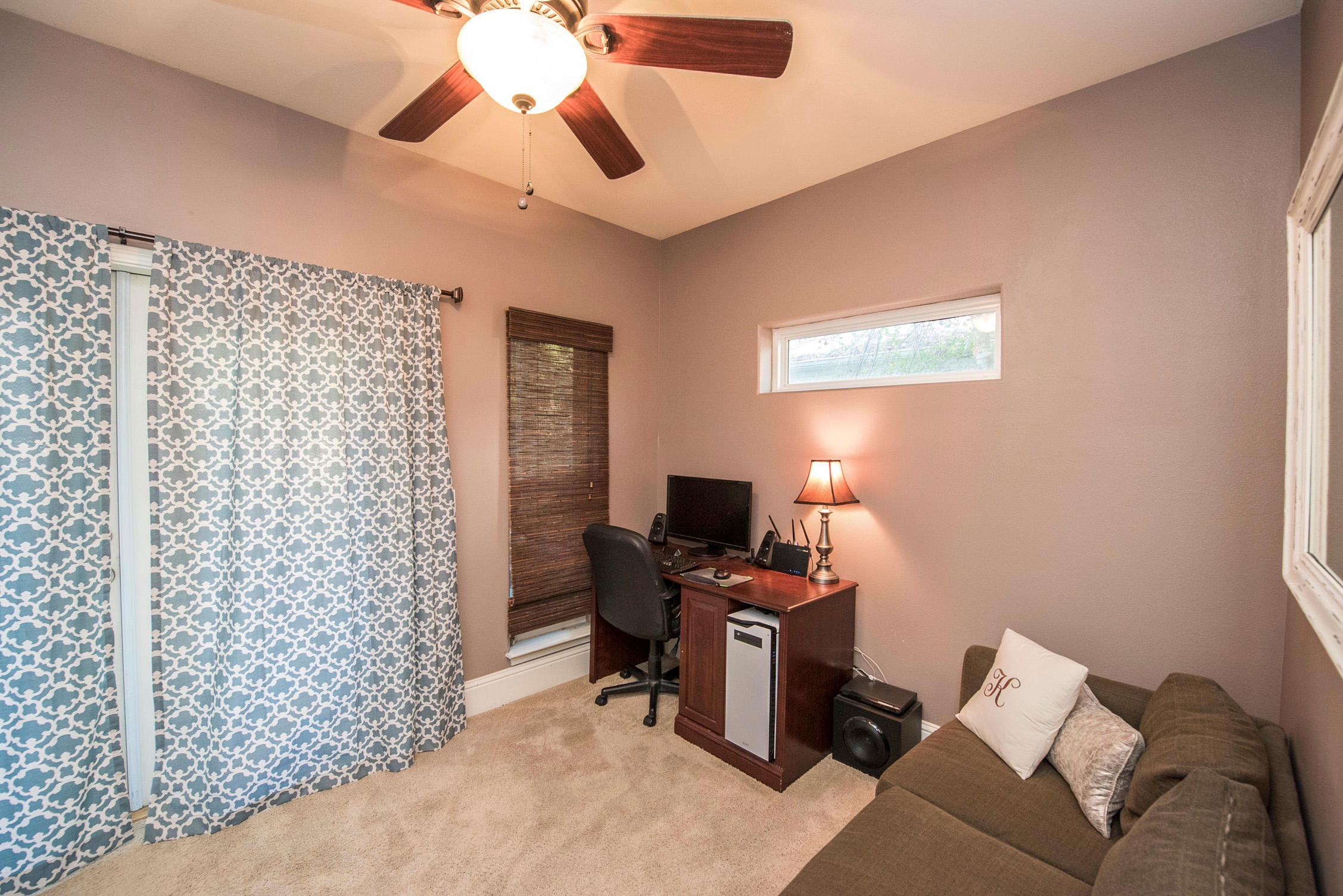 MAGNOLIA BEACH - Residential