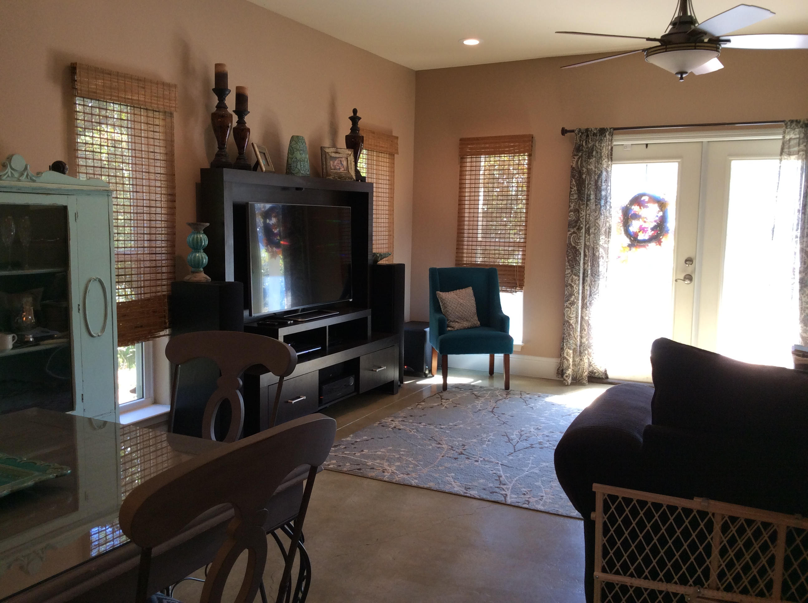 MAGNOLIA BEACH - Residential