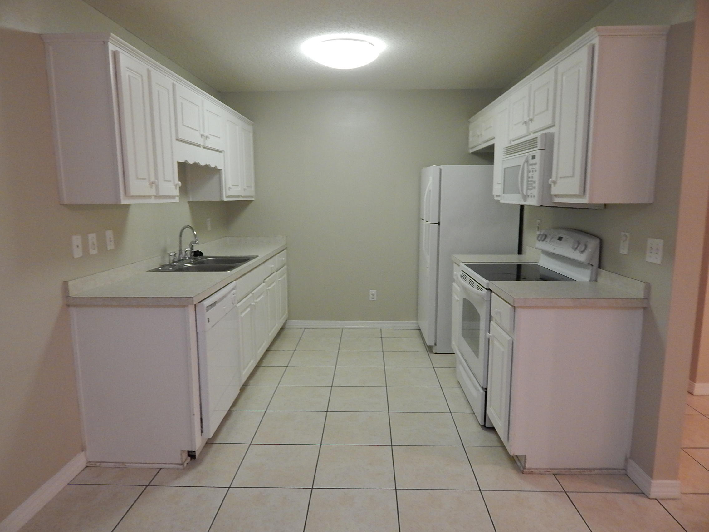 ANDALUSIA PLACE T/H'S - Residential