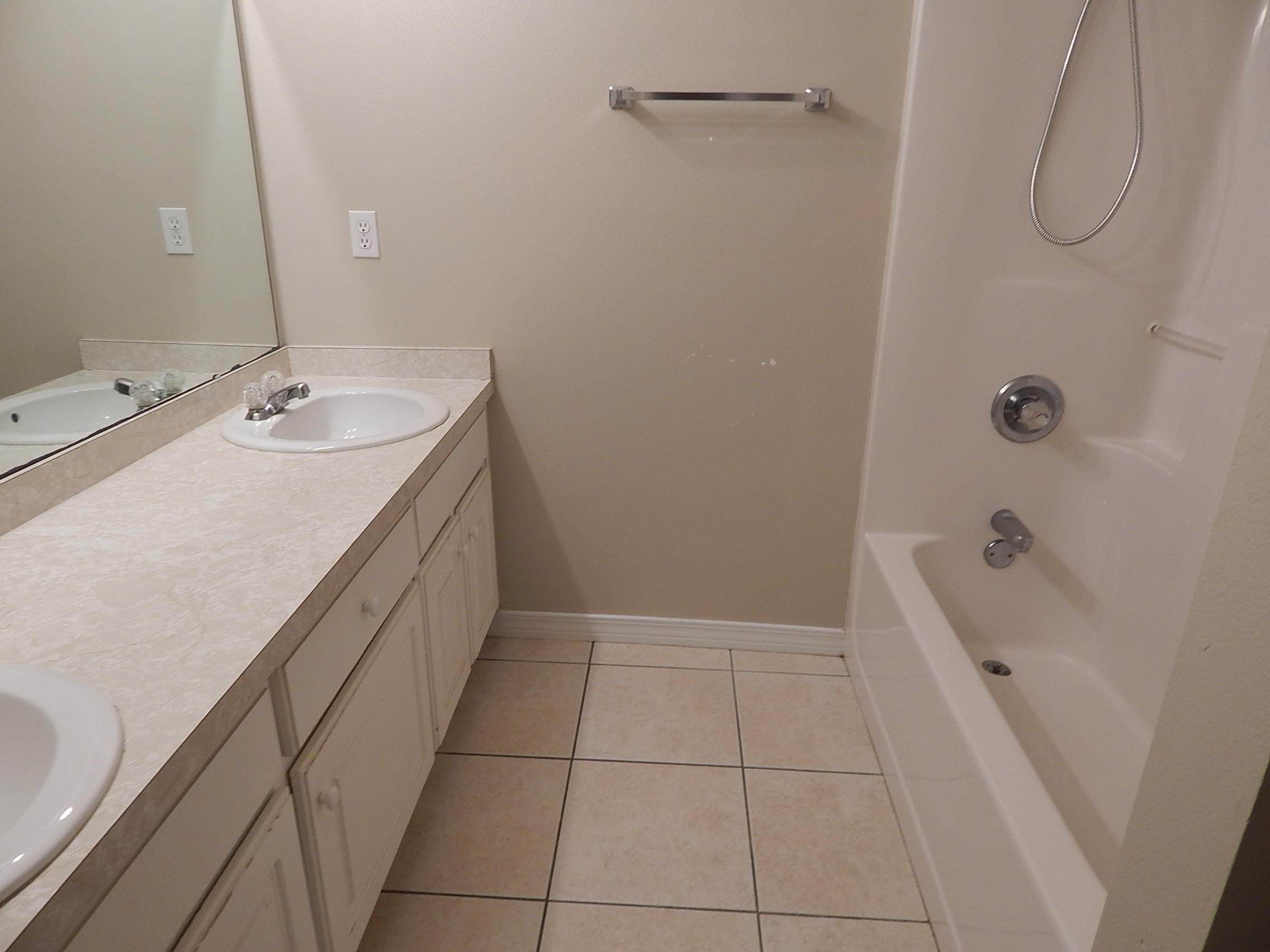 ANDALUSIA PLACE T/H'S - Residential