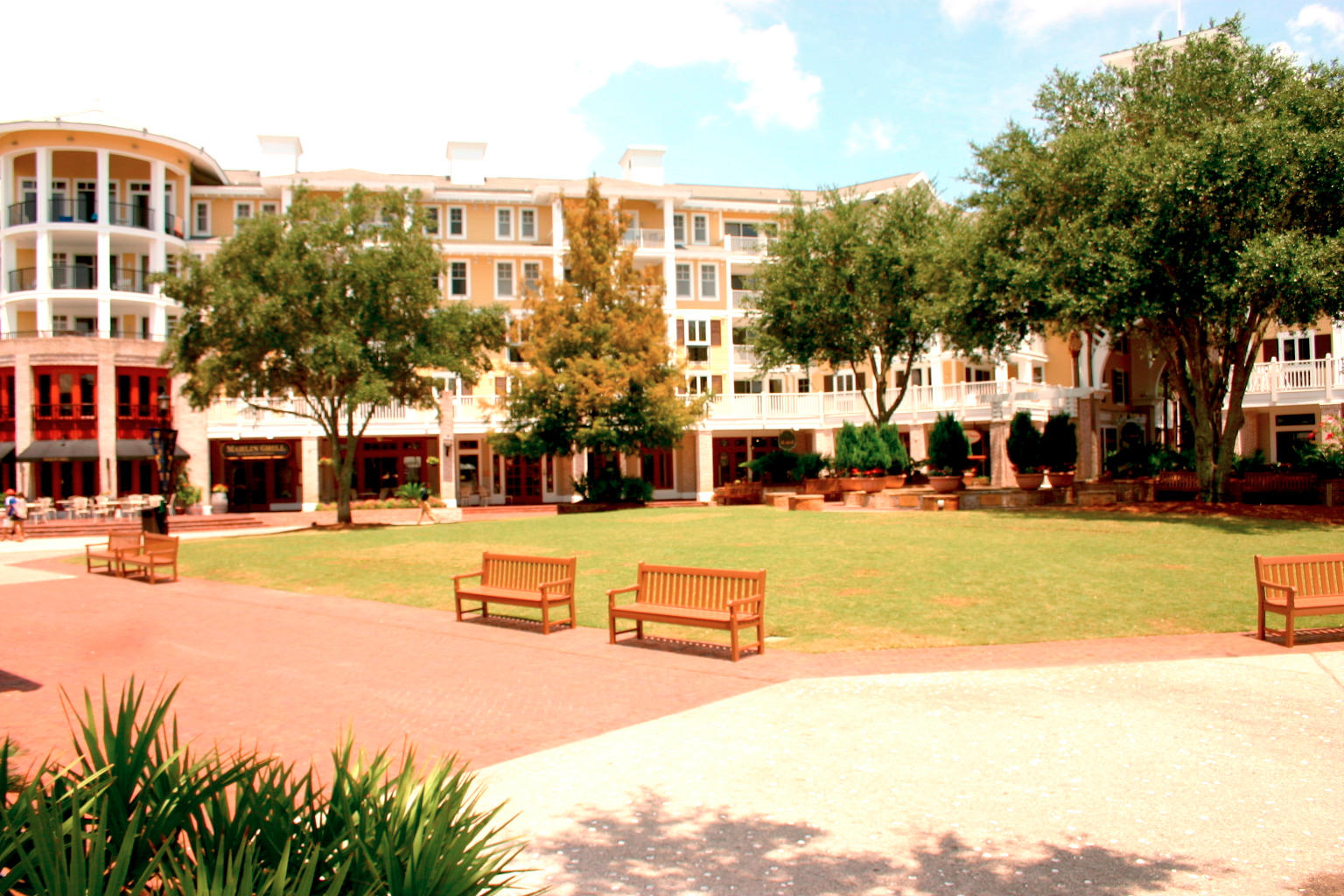 PILOT HOUSE - Residential