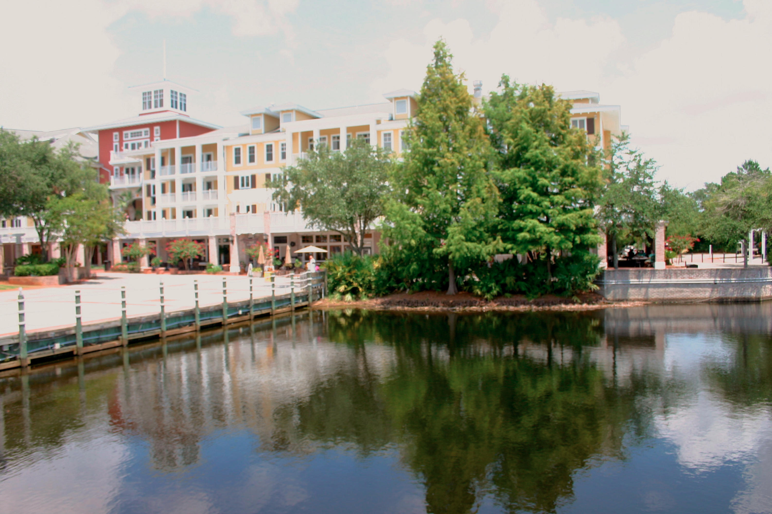 PILOT HOUSE - Residential