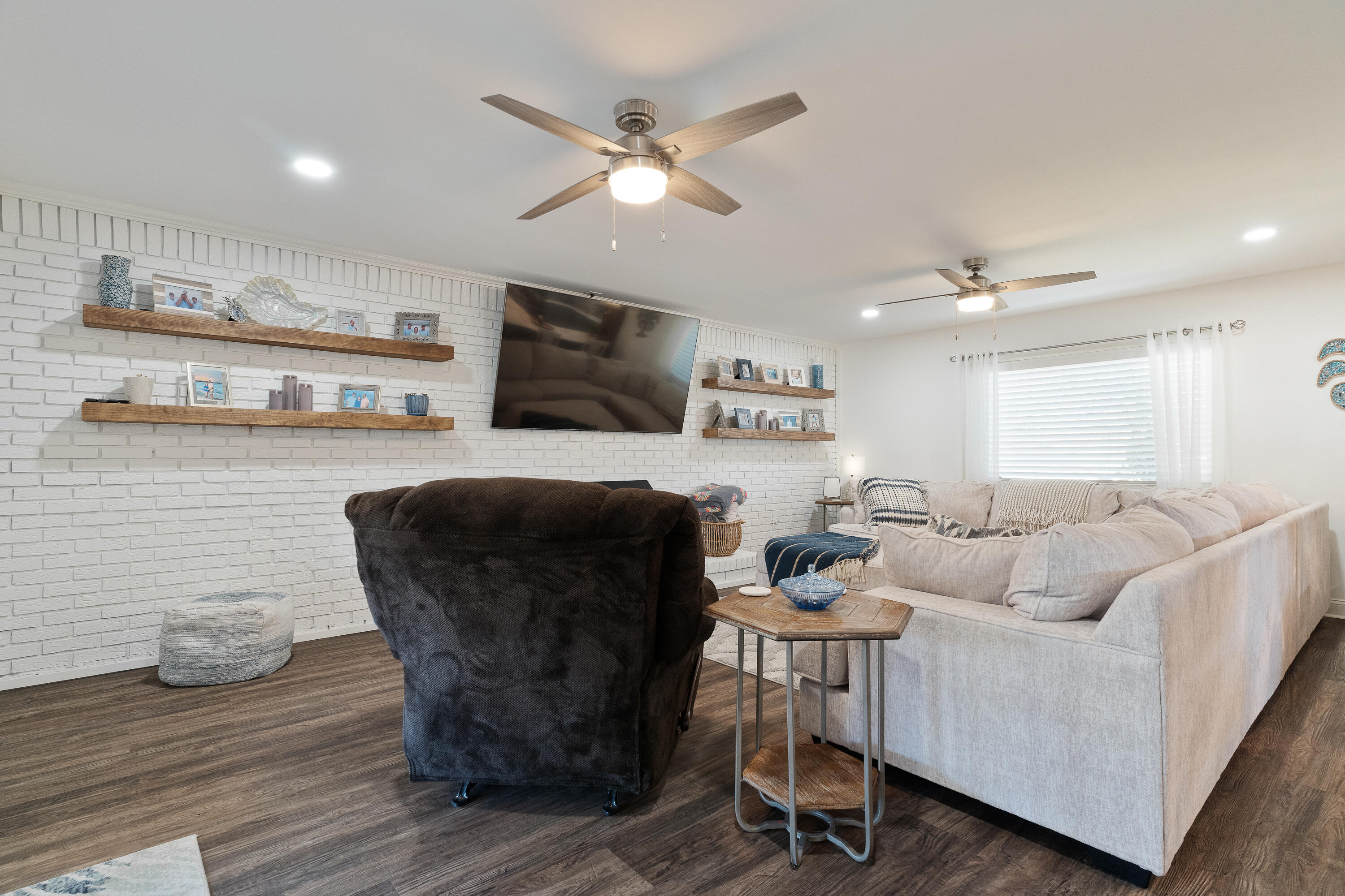 Bayou Woods - Residential