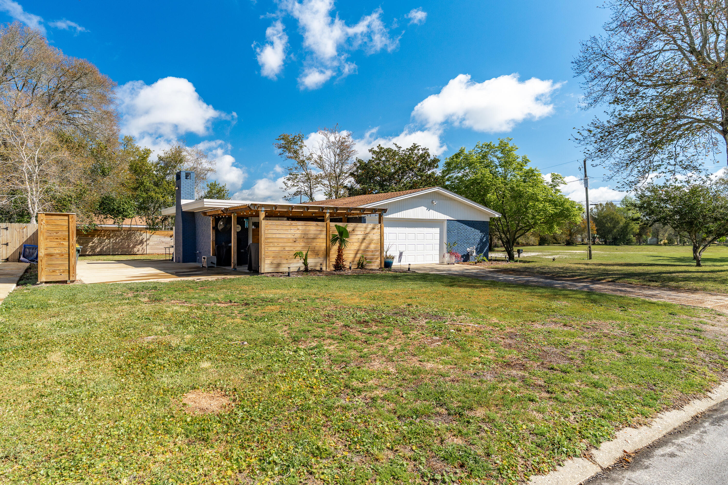 Bayou Woods - Residential