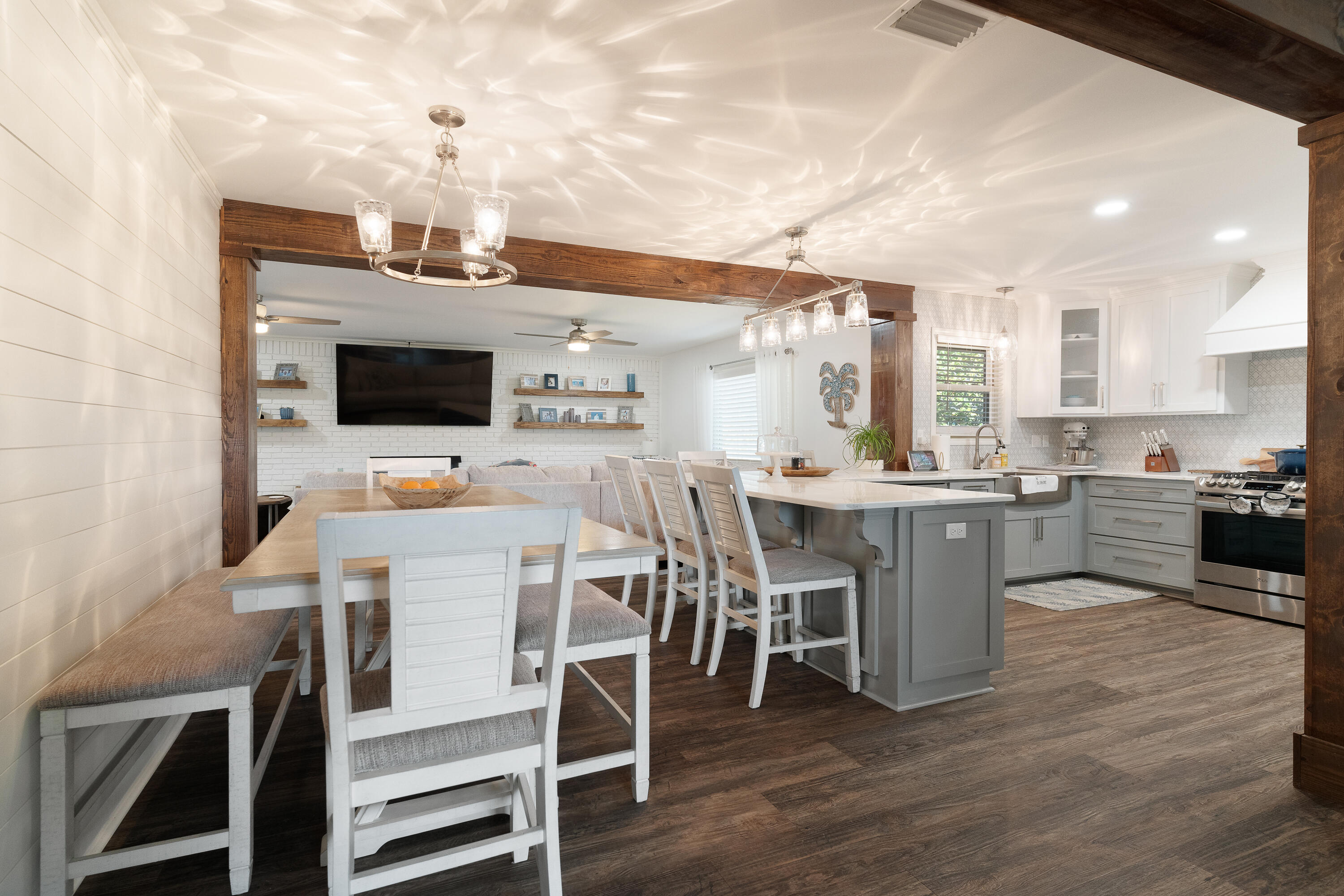 Bayou Woods - Residential