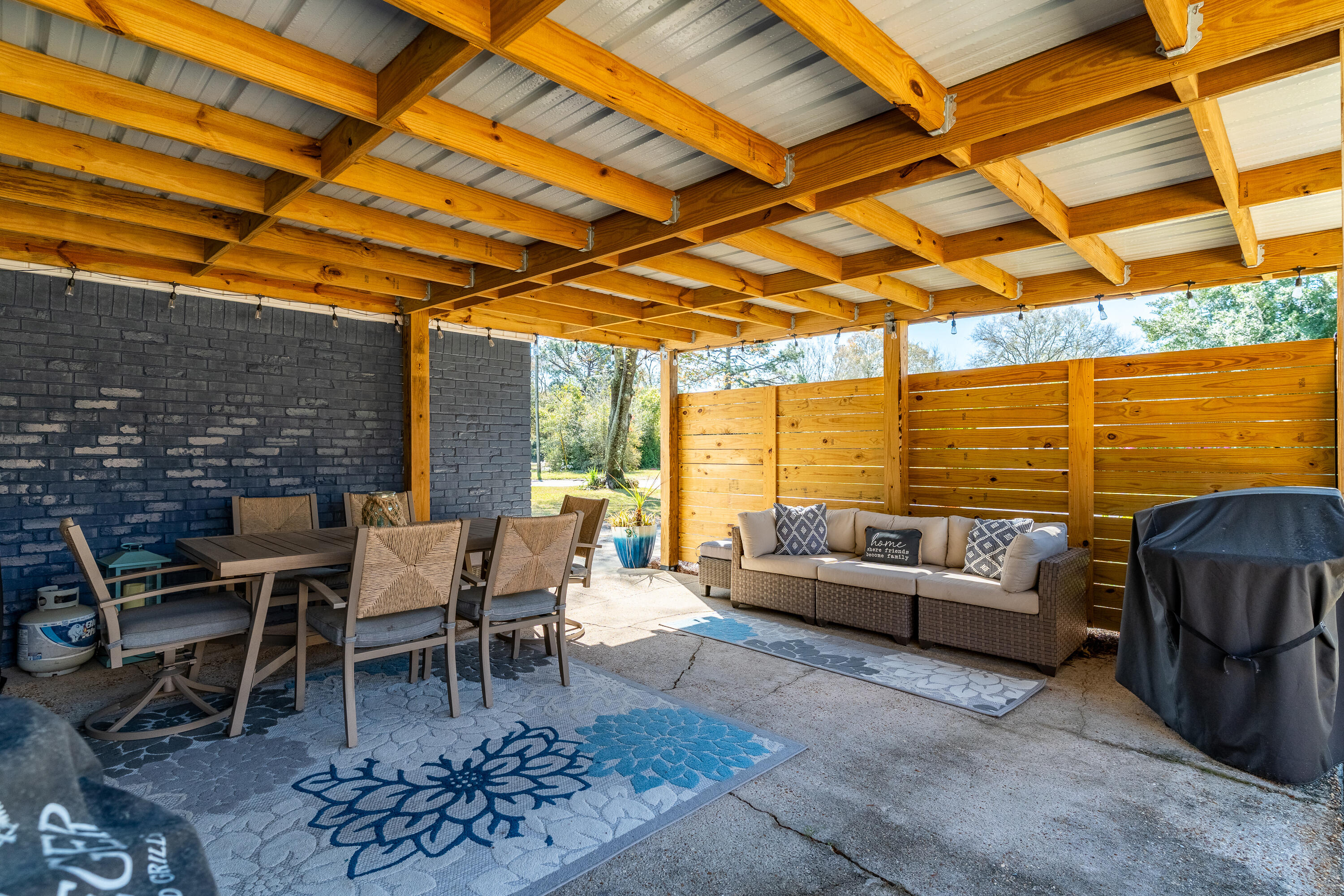 Bayou Woods - Residential