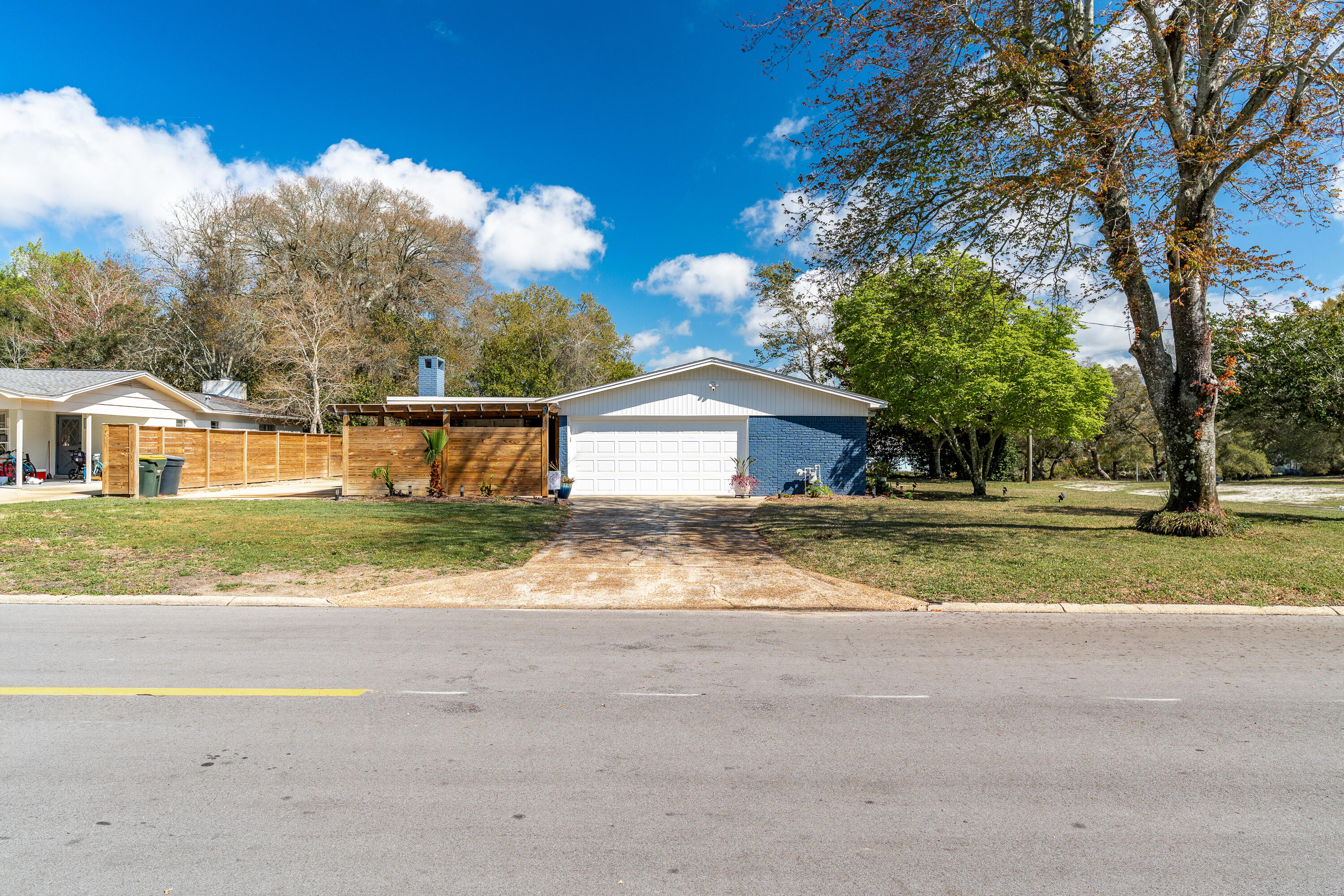 Bayou Woods - Residential