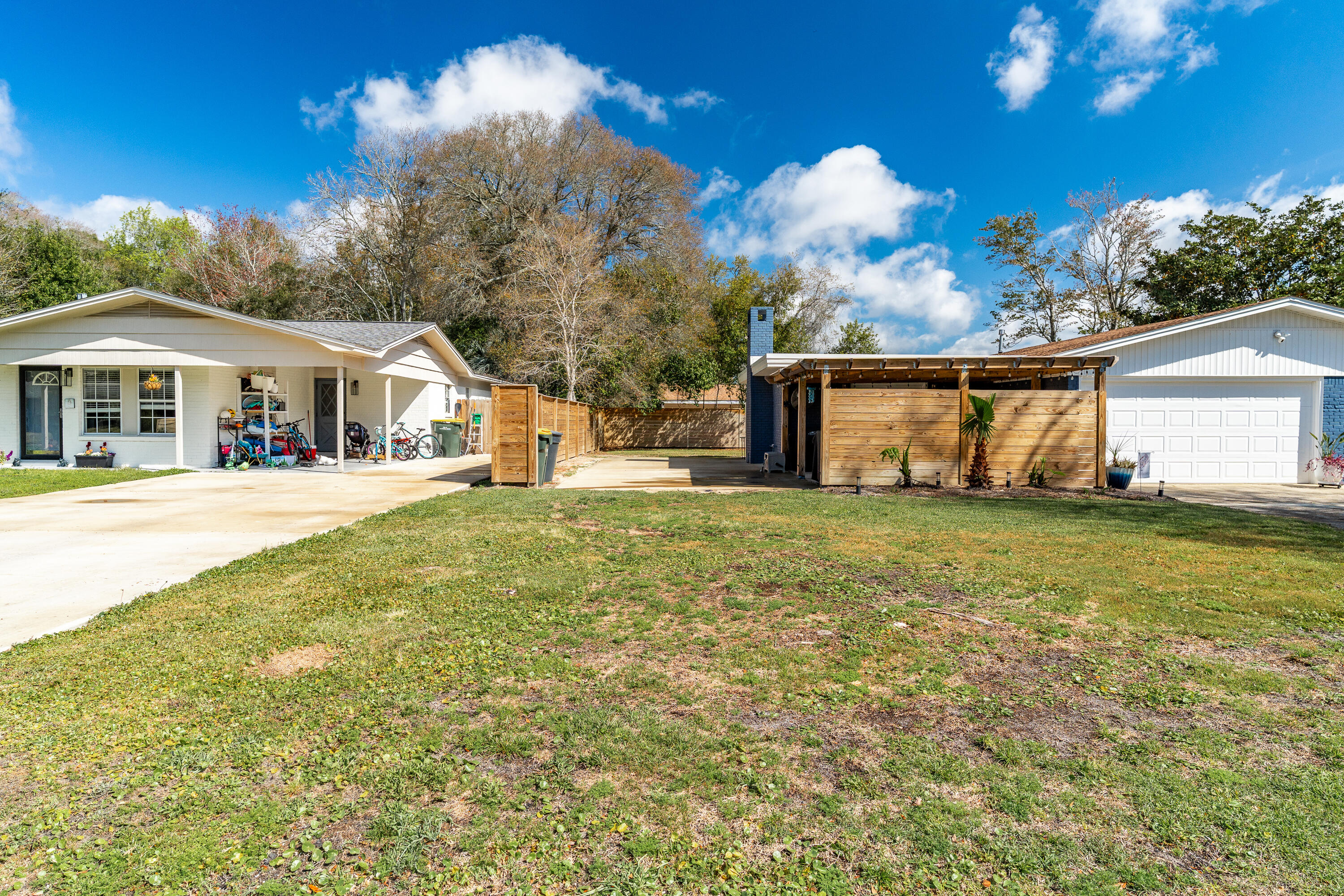 Bayou Woods - Residential