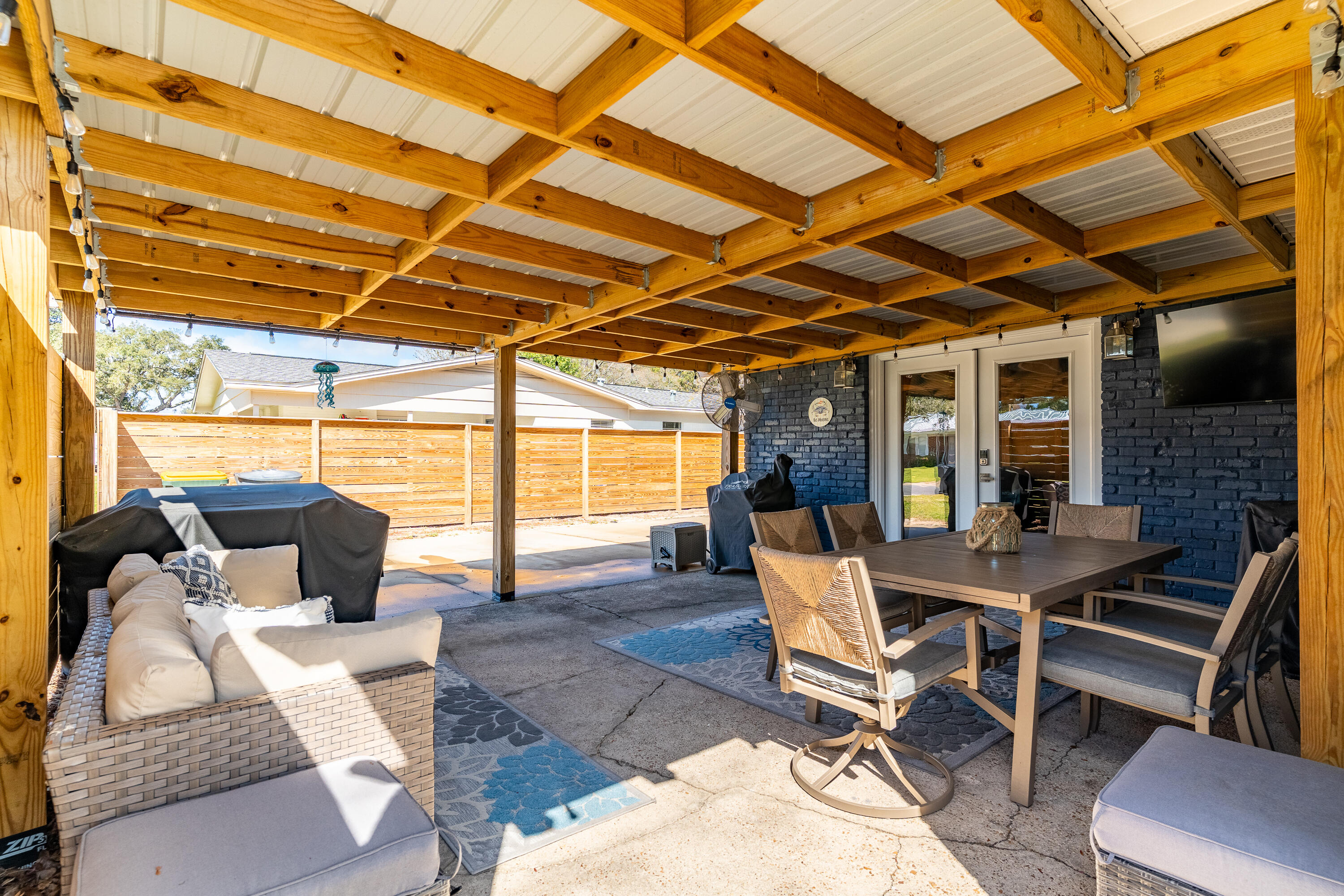 Bayou Woods - Residential