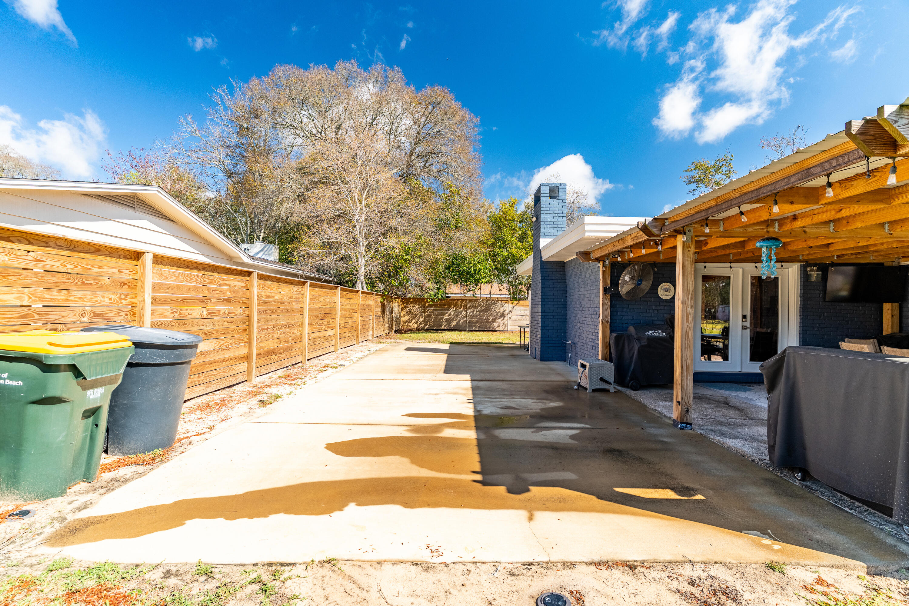 Bayou Woods - Residential