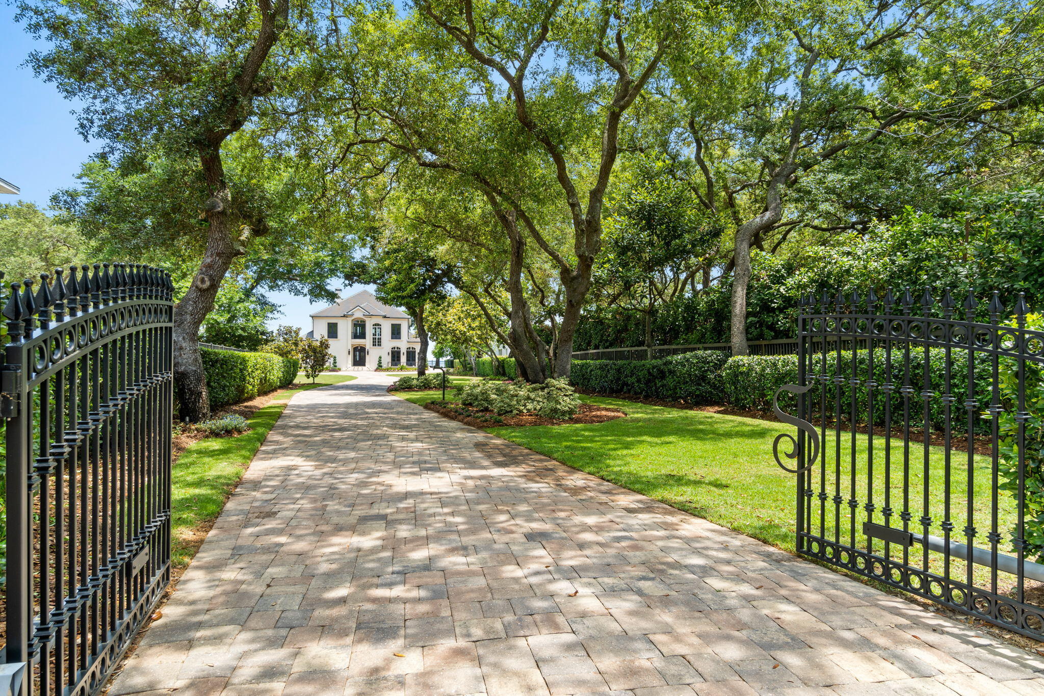 Cobbs Point - Residential