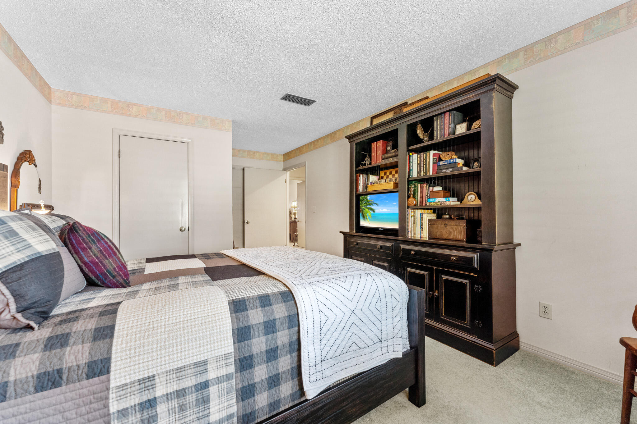 GOLF VIEW - Residential