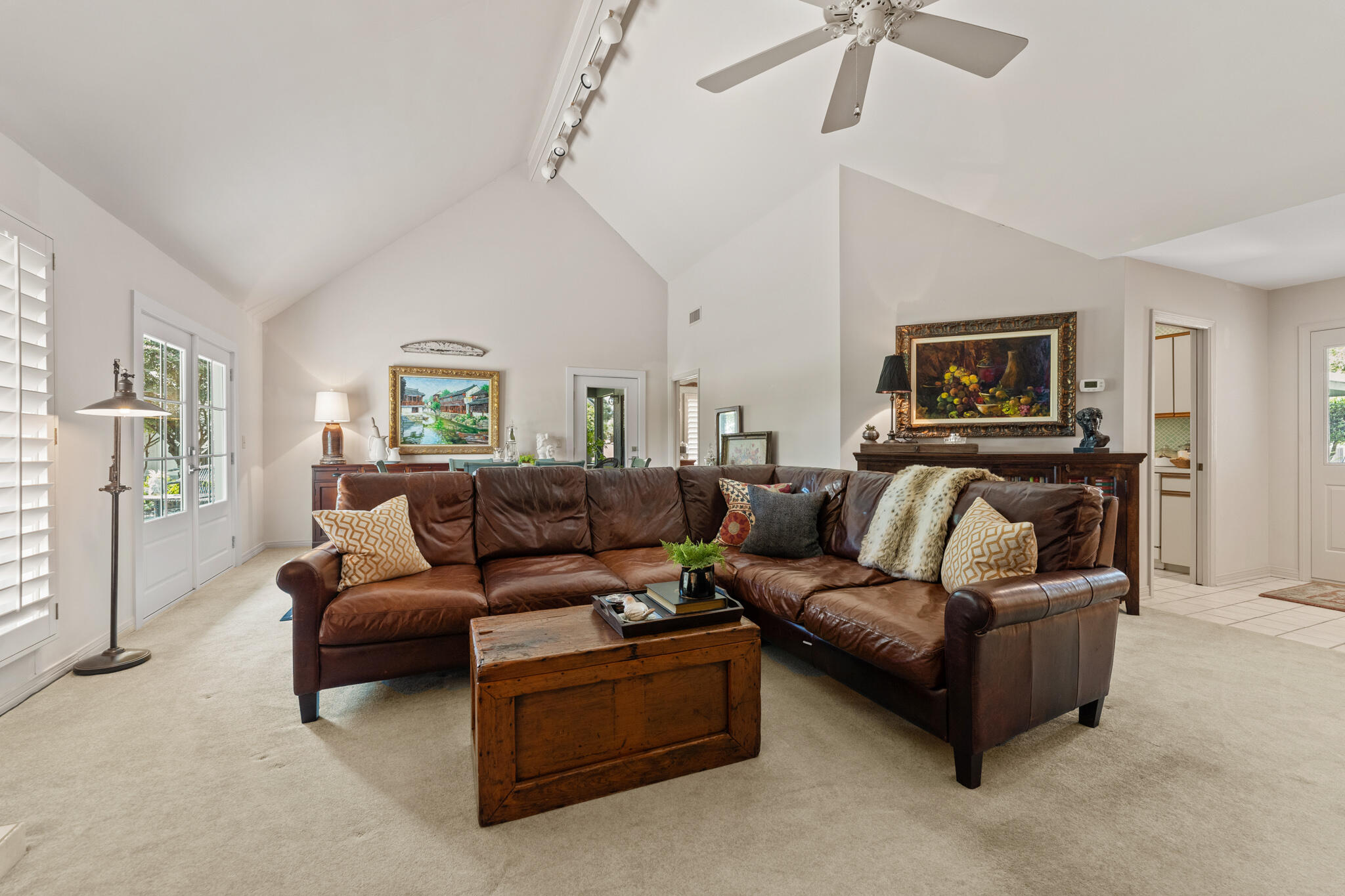 GOLF VIEW - Residential