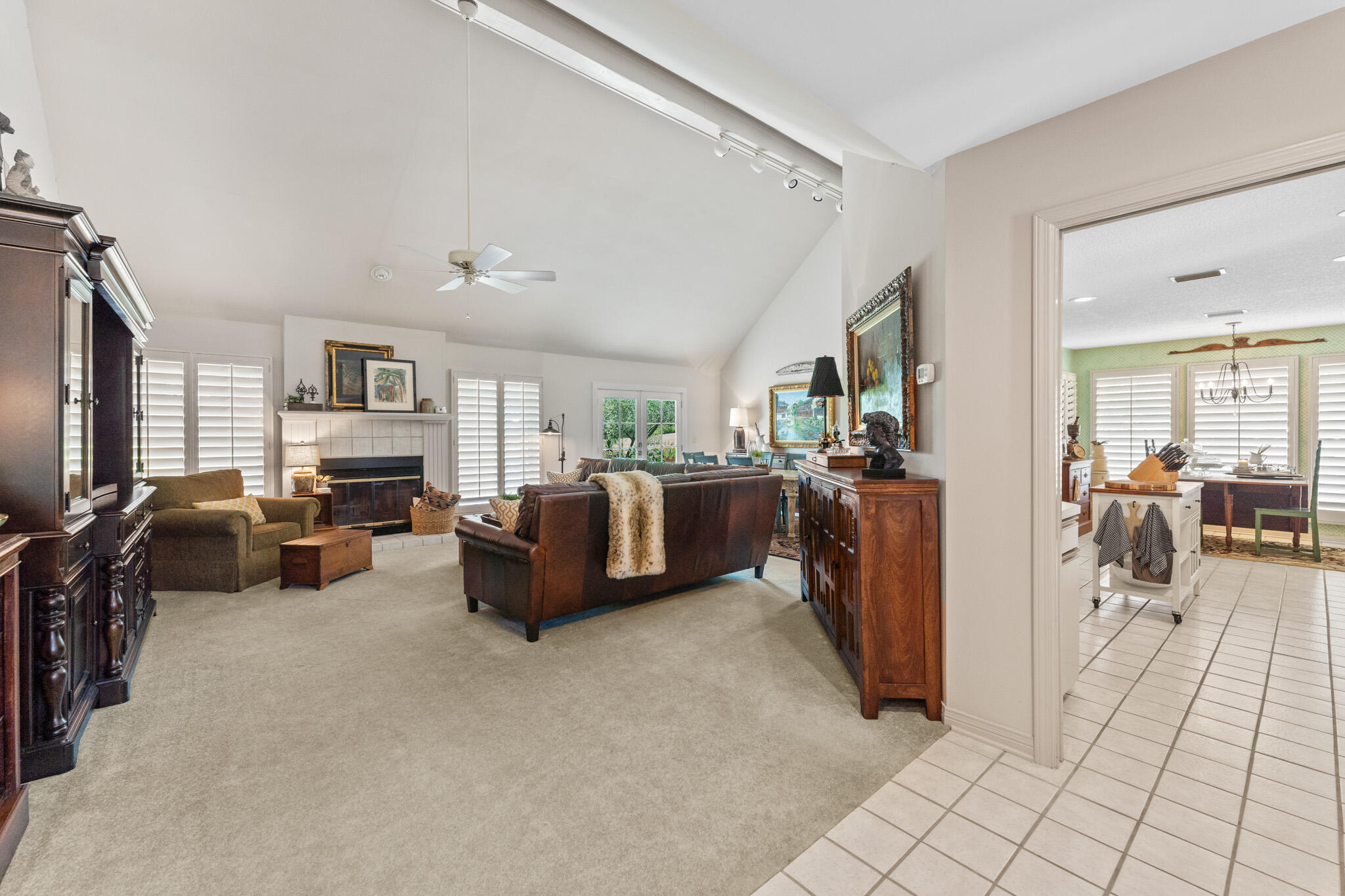 GOLF VIEW - Residential
