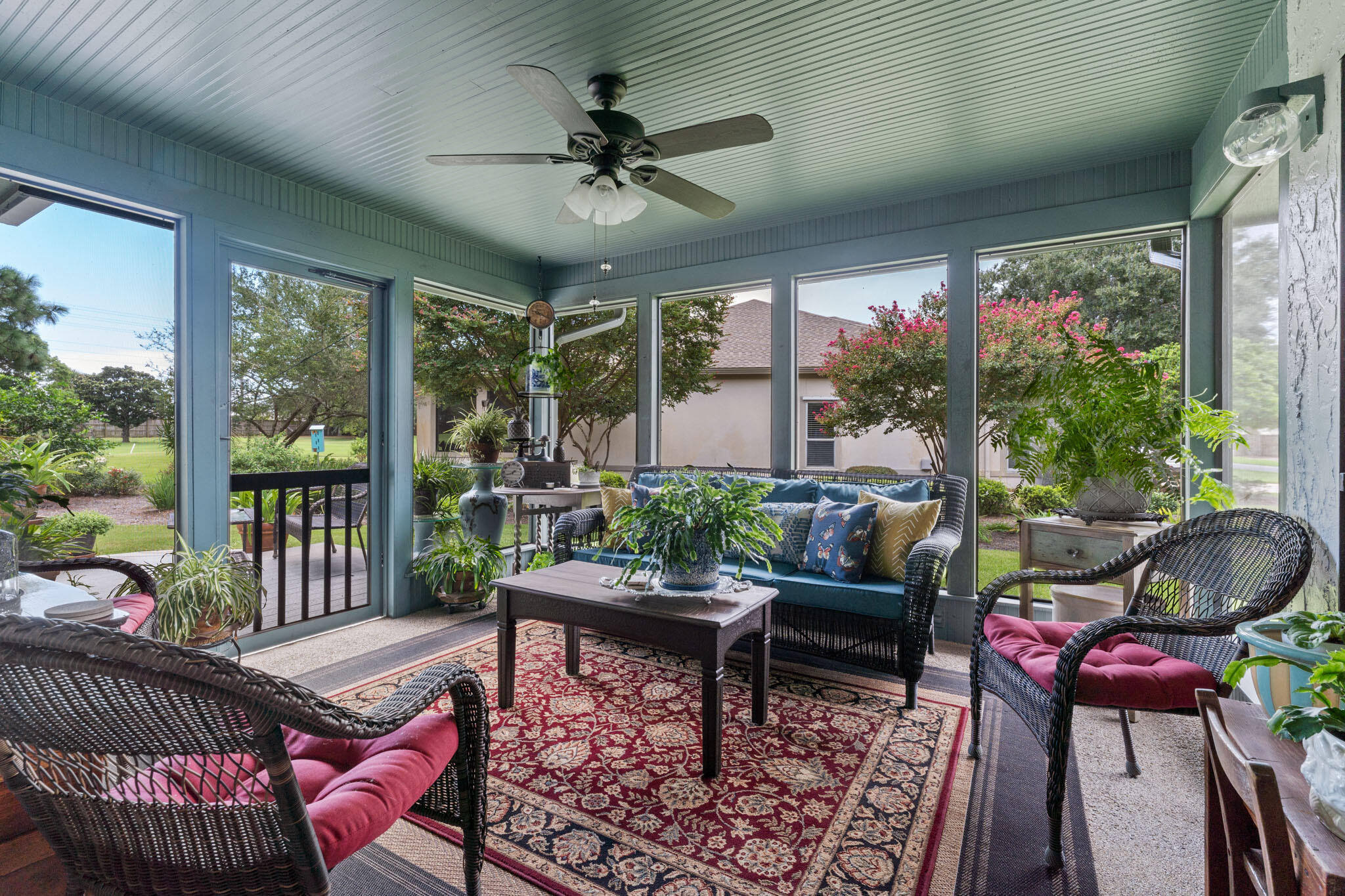 GOLF VIEW - Residential