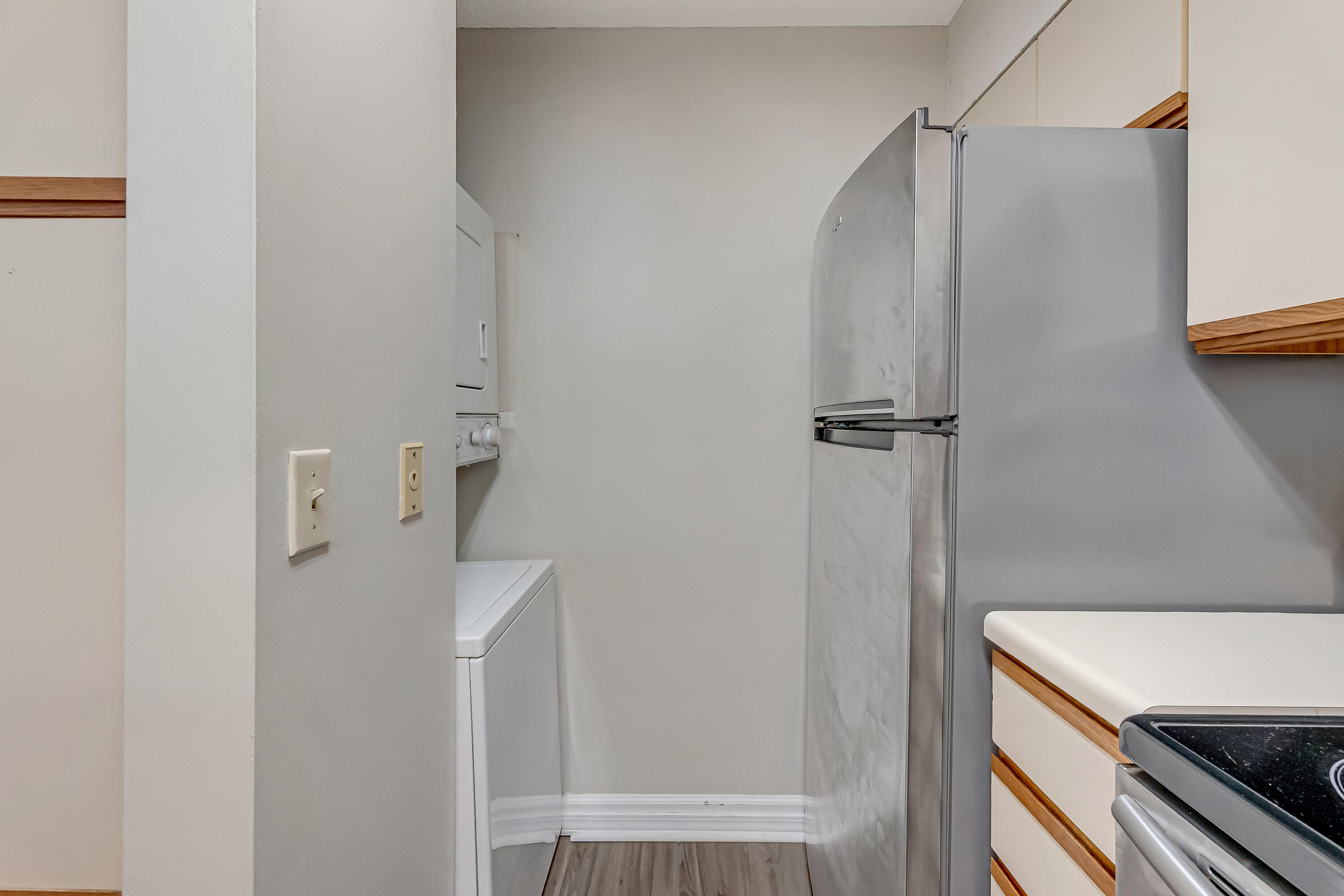 LAKESIDE CONDO AT BLUEWATER BAY - Residential Lease