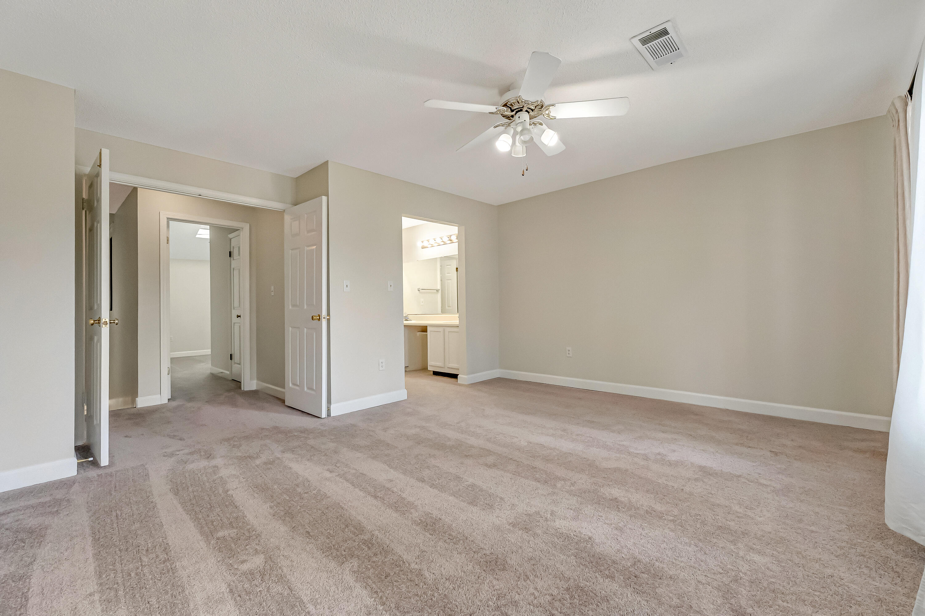 LAKESIDE CONDO AT BLUEWATER BAY - Residential Lease