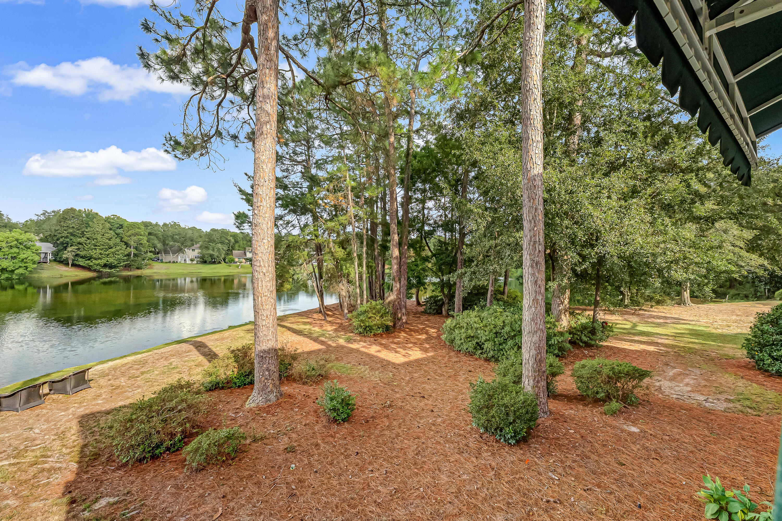 LAKESIDE CONDO AT BLUEWATER BAY - Residential Lease