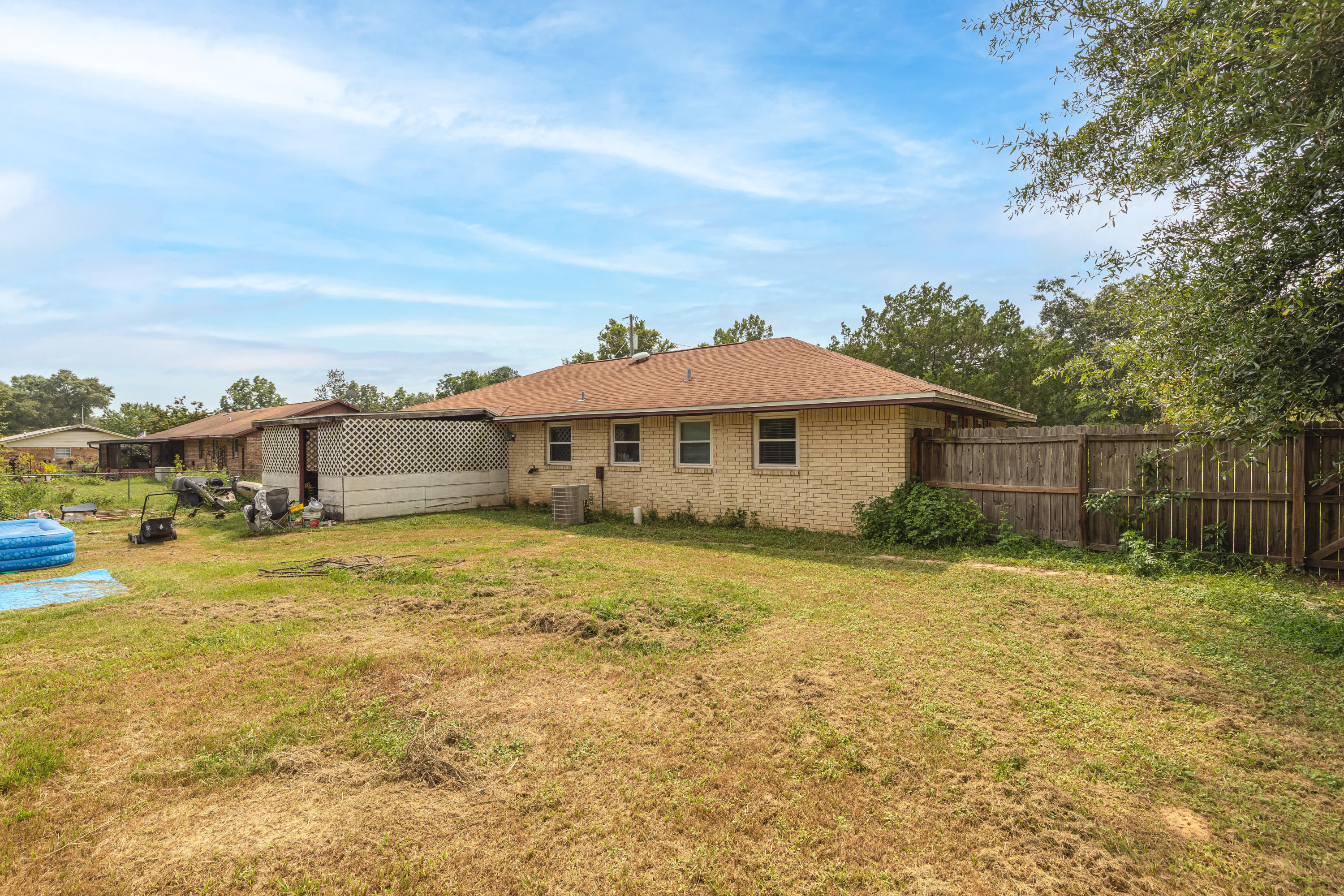 ADAMS POWELL EAST - Residential