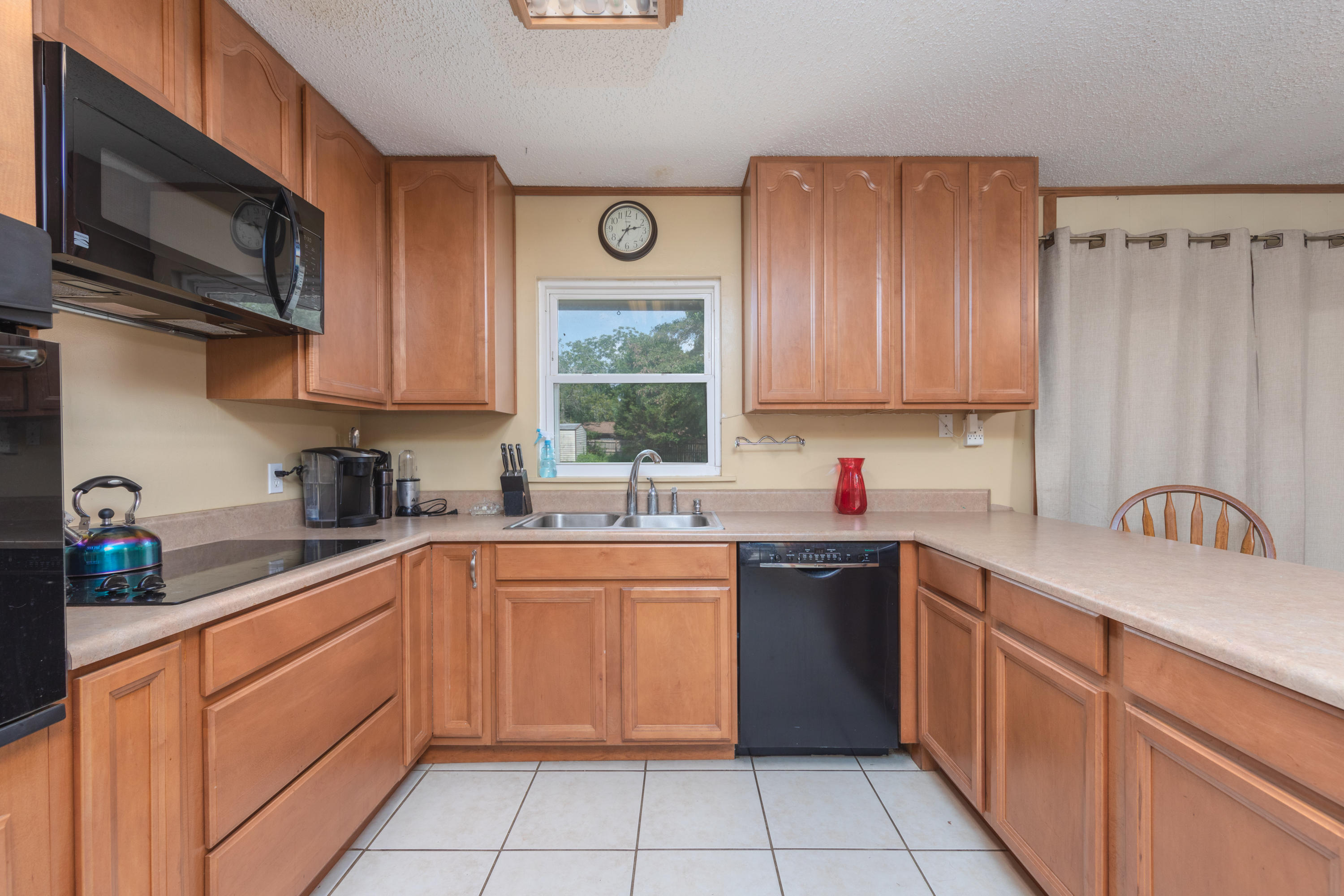 ADAMS POWELL EAST - Residential