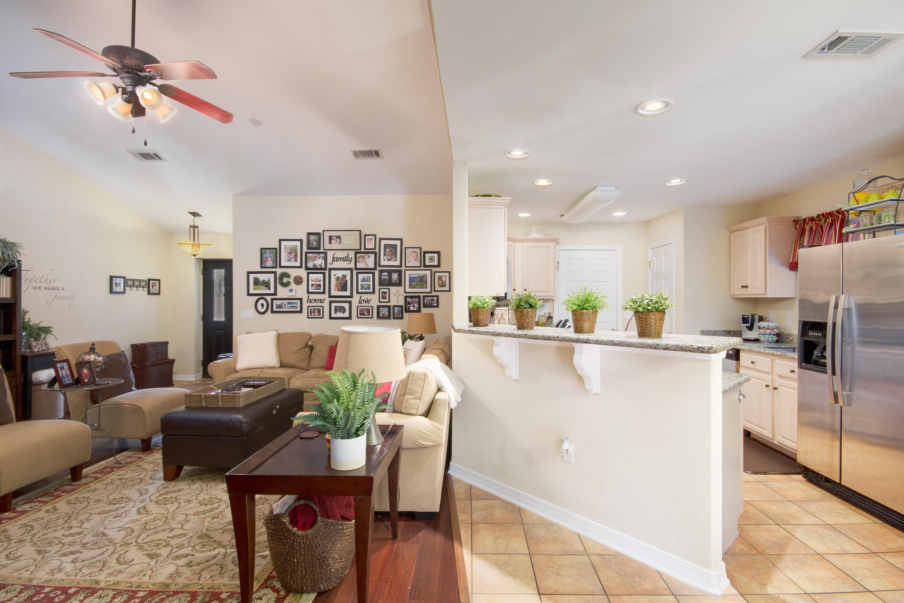 HOLLEY BY THE SEA - Residential