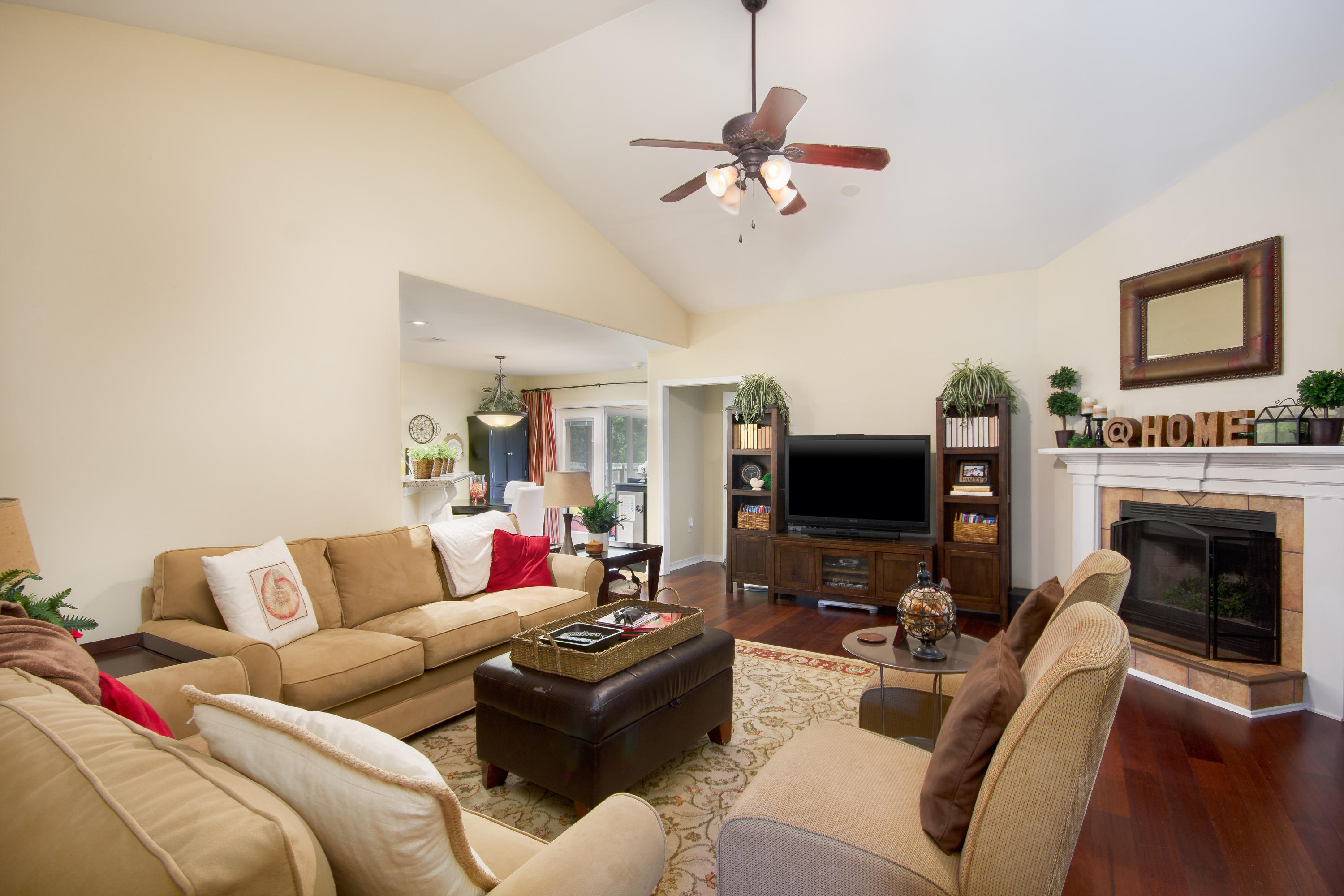 HOLLEY BY THE SEA - Residential