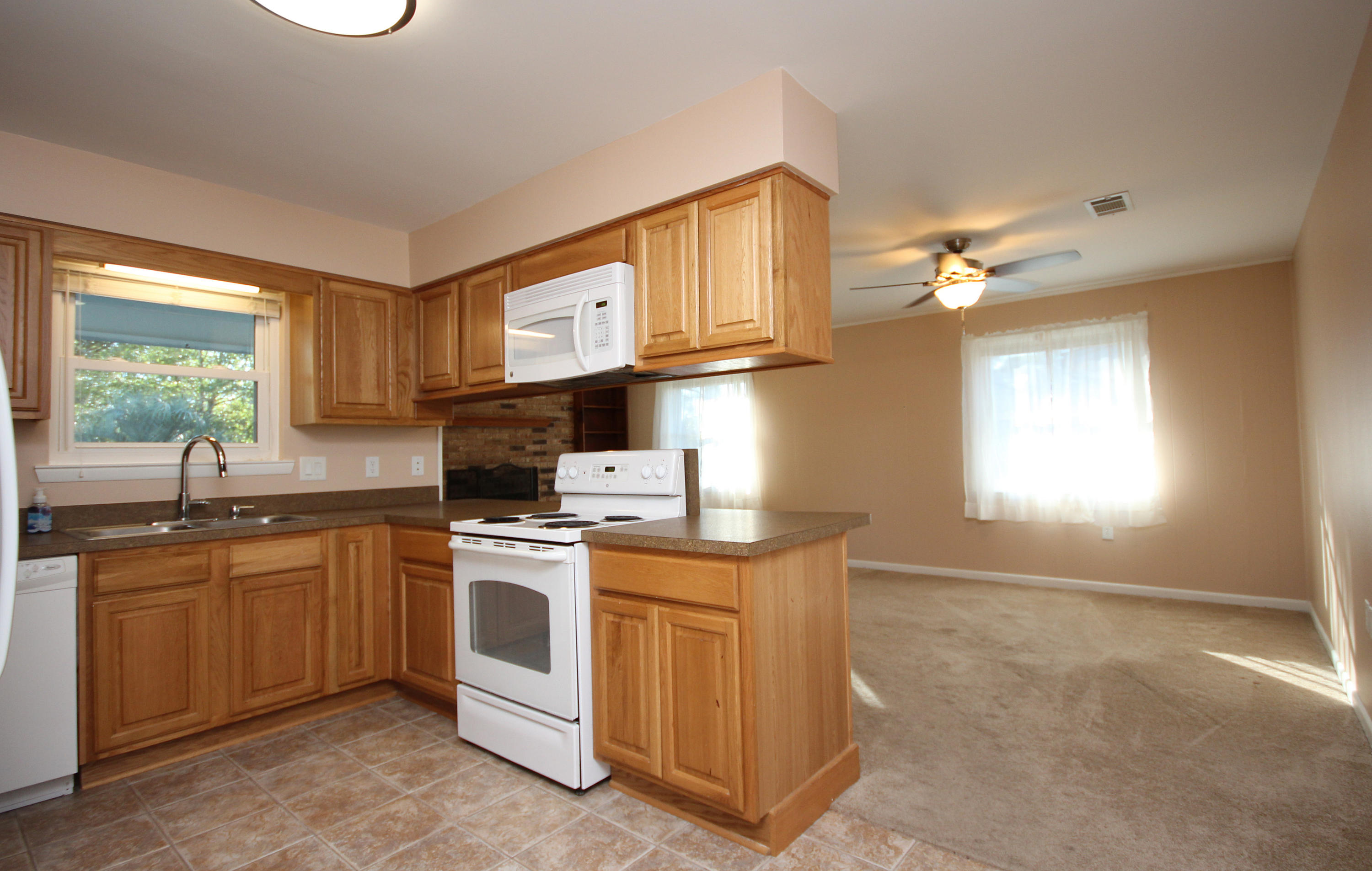 TANGLEWOOD 1ST ADDN - Residential