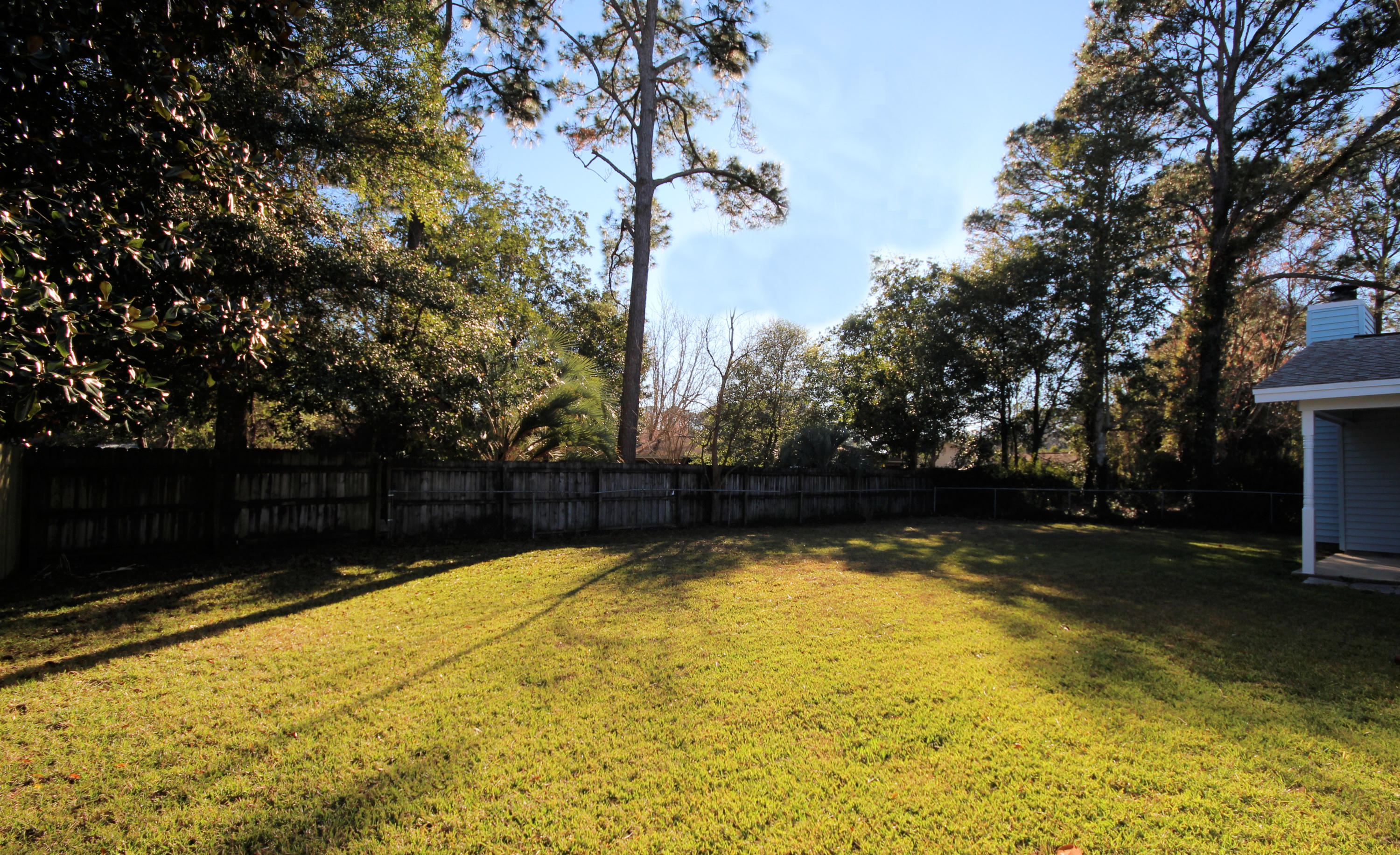 TANGLEWOOD 1ST ADDN - Residential