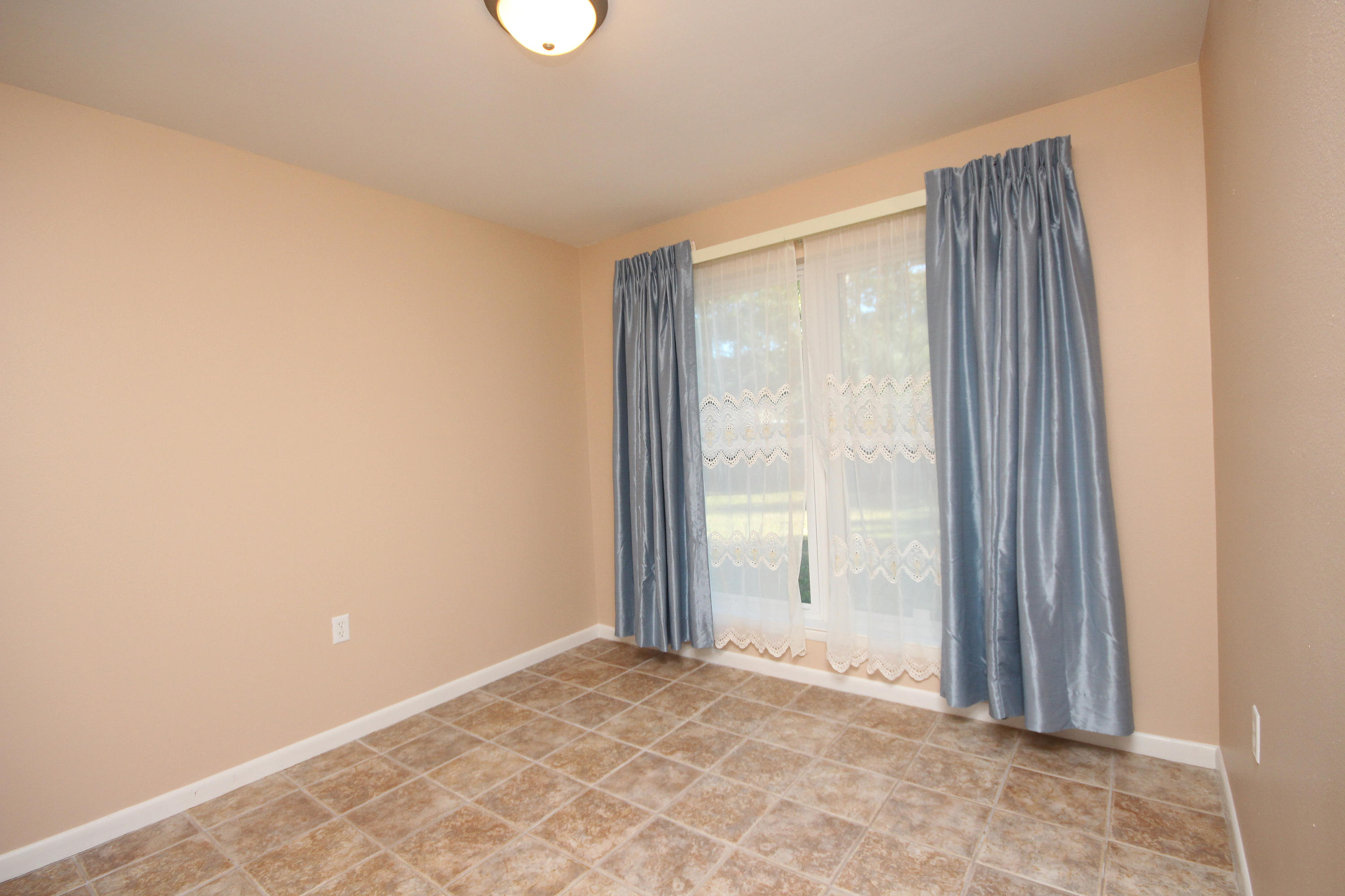 TANGLEWOOD 1ST ADDN - Residential