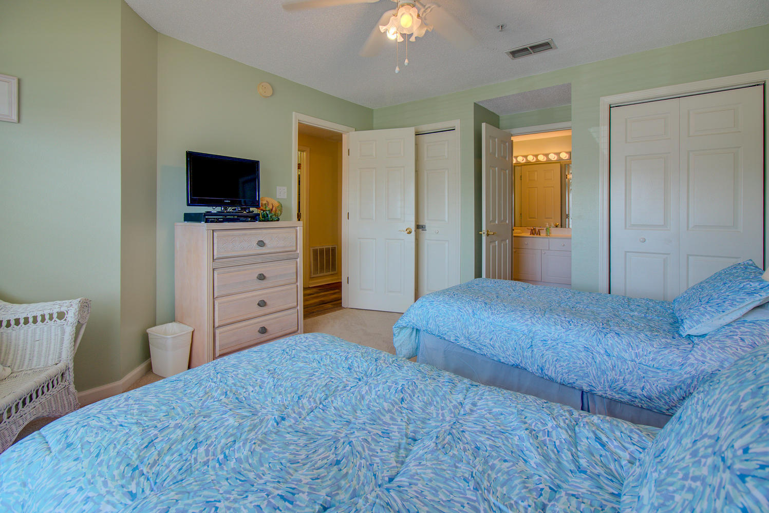 CIBONEY CONDO - Residential