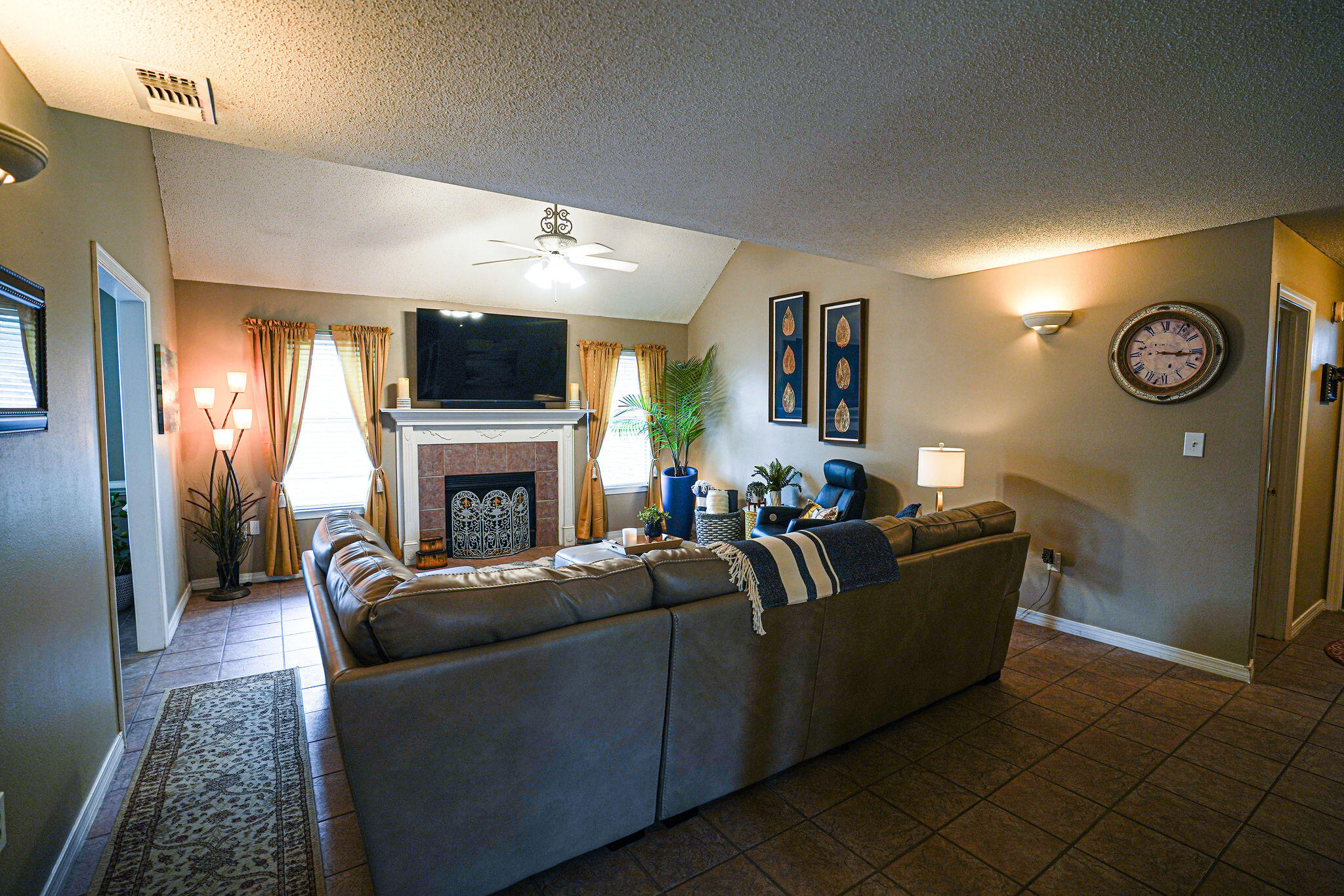 PARISH PINES LOT 3 BLK B - Residential