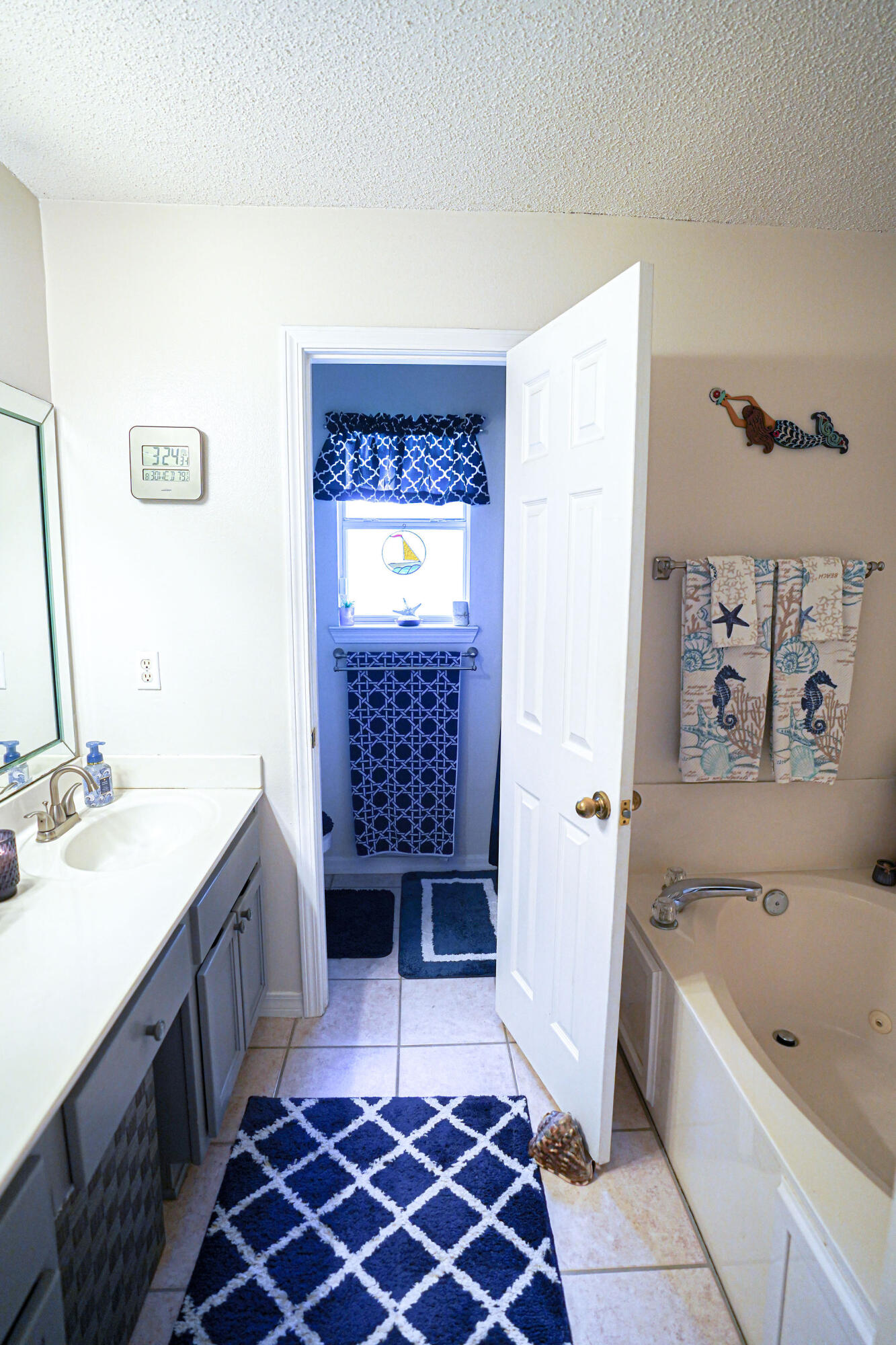 PARISH PINES LOT 3 BLK B - Residential