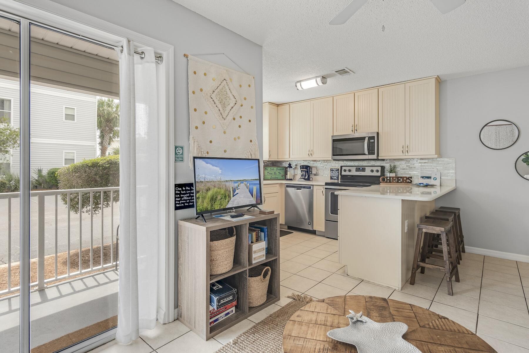 BEACHSIDE VILLAS CONDO - Residential