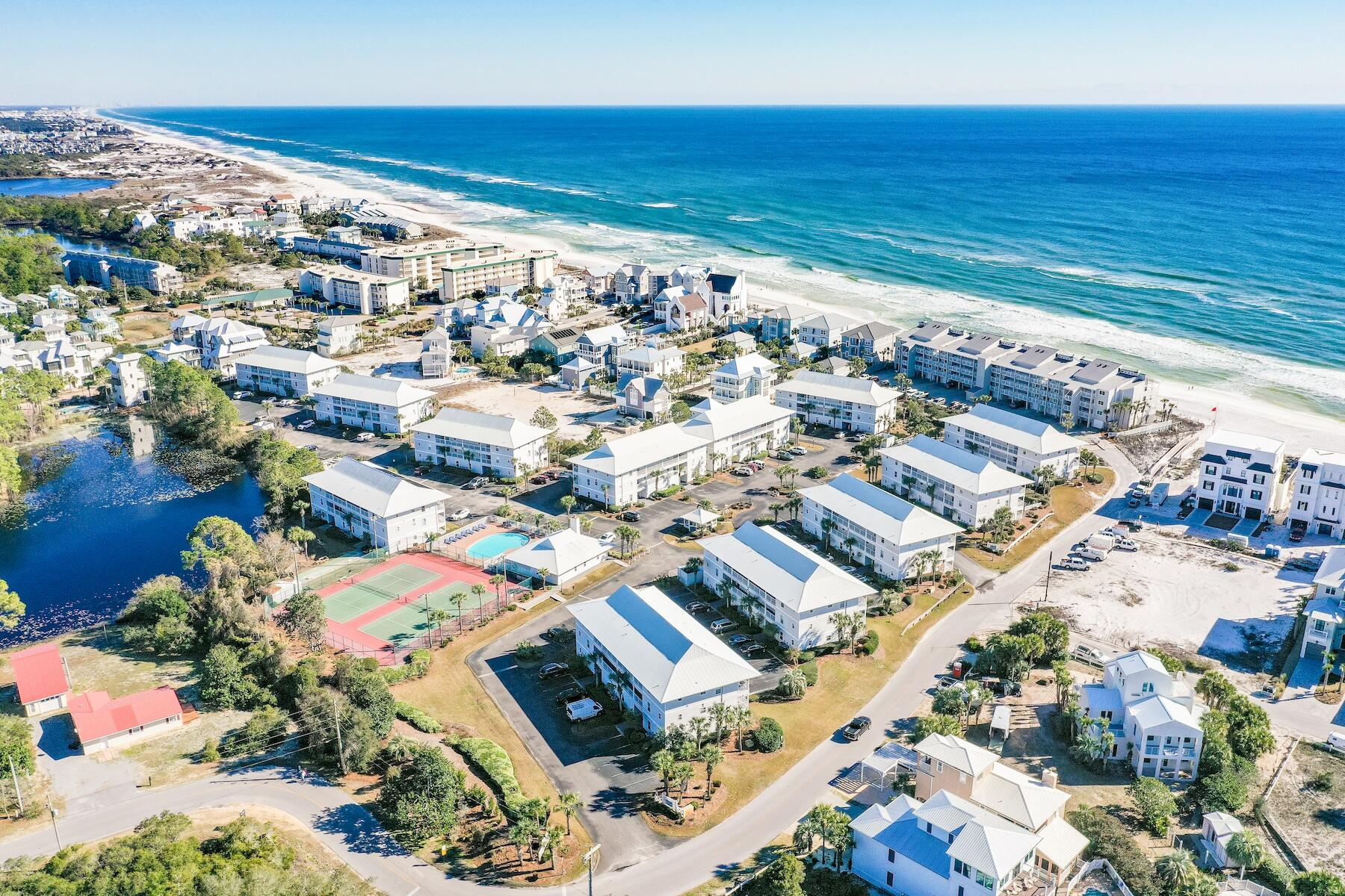 BEACHSIDE VILLAS CONDO - Residential