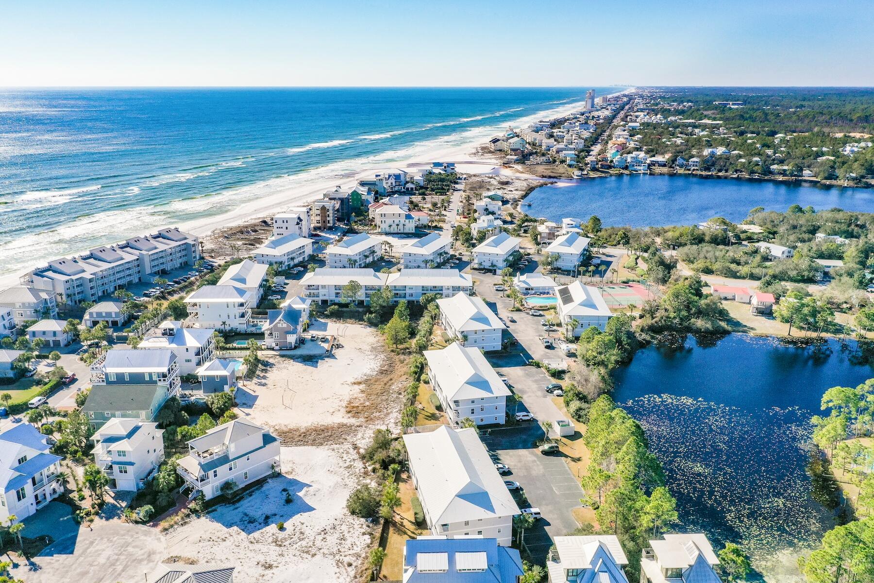 BEACHSIDE VILLAS CONDO - Residential