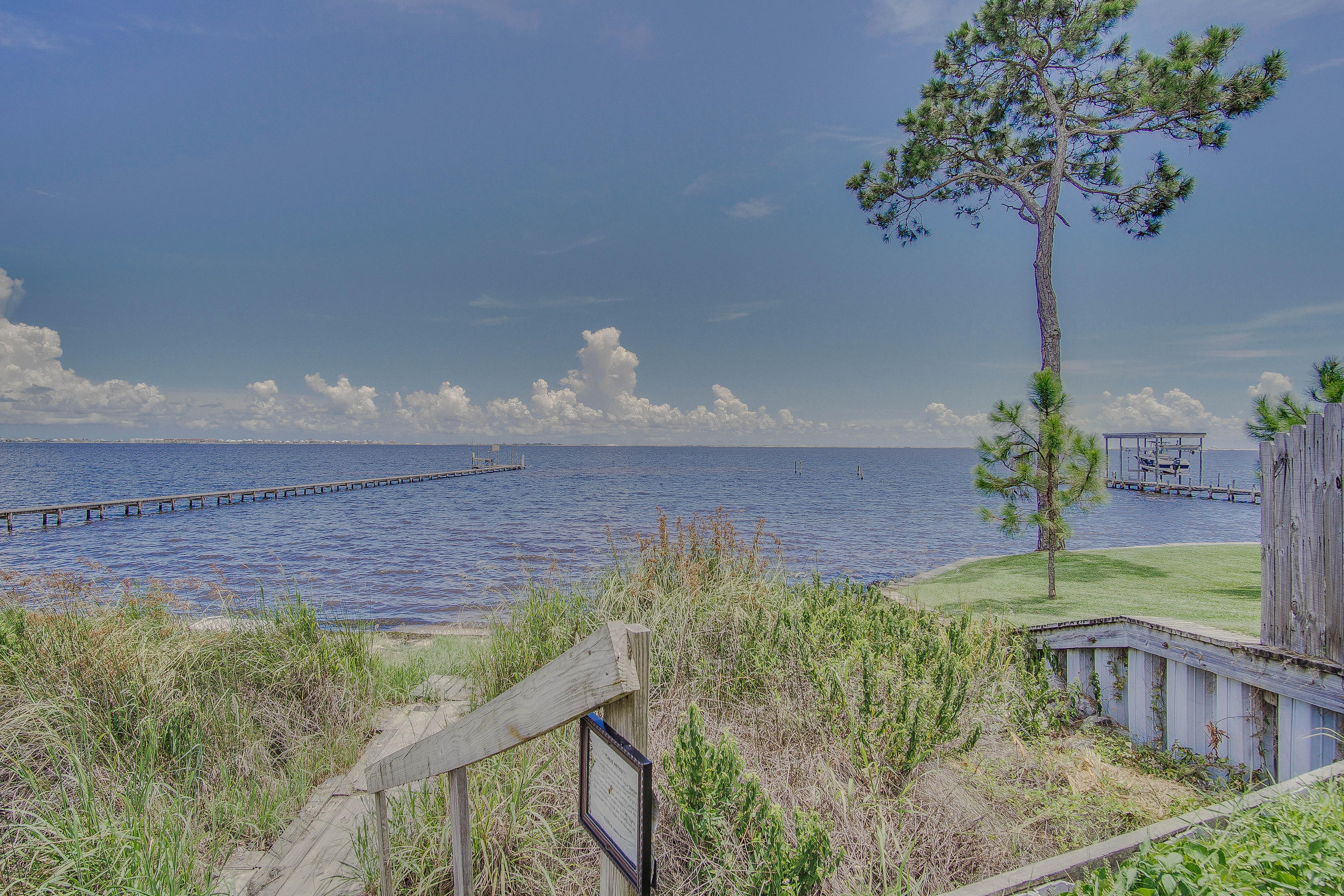 LEGEND COVE - Residential