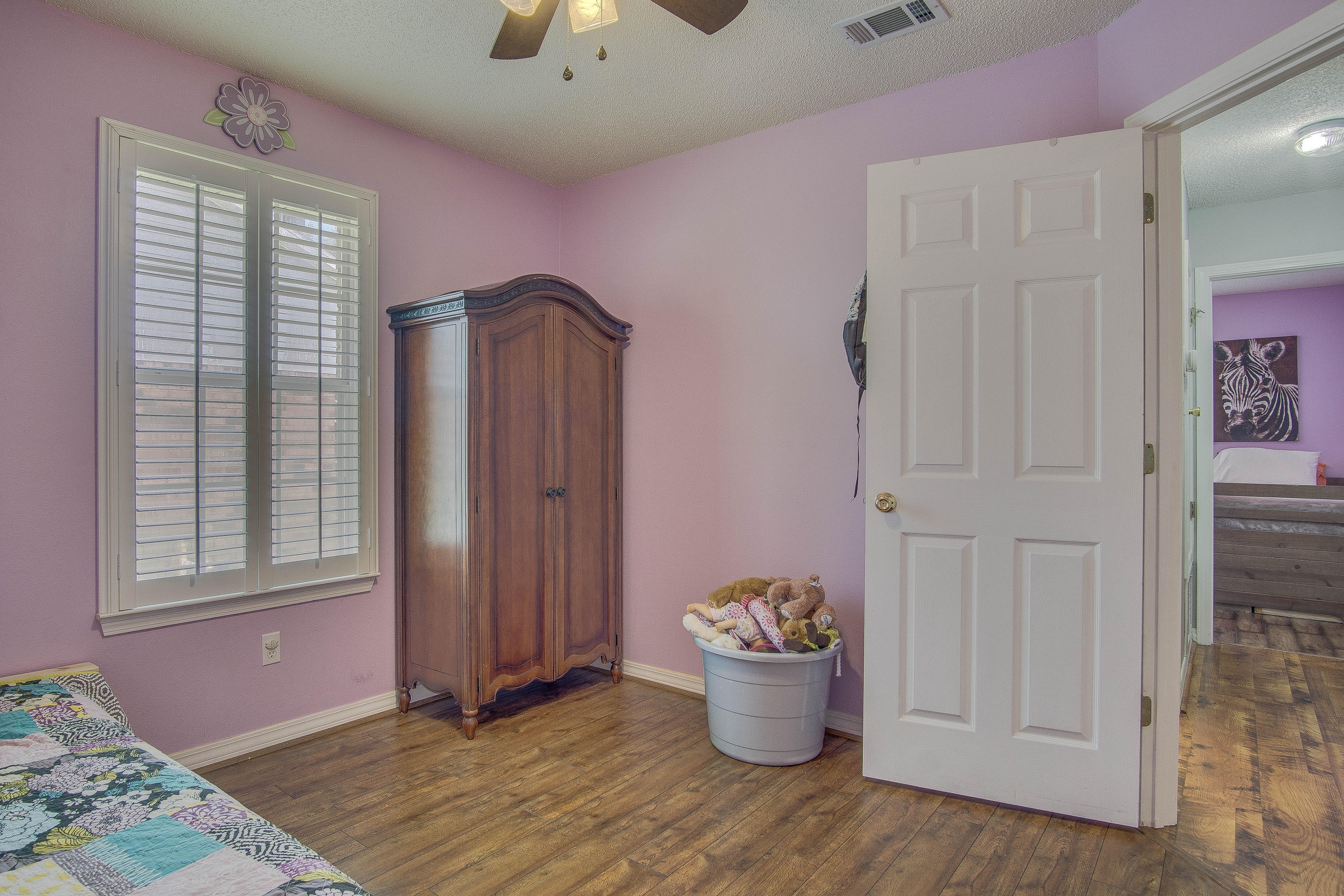 LEGEND COVE - Residential