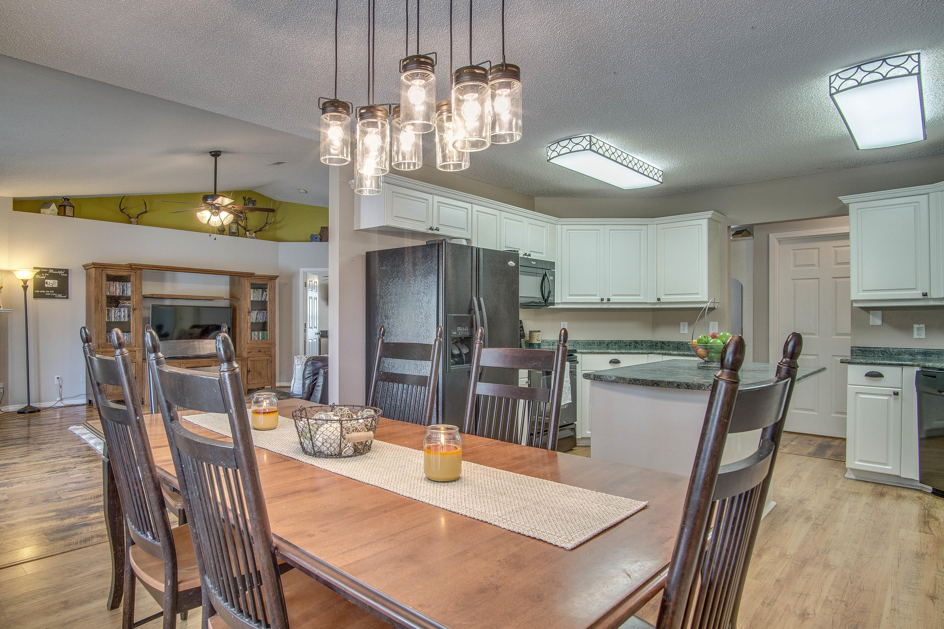 LEGEND COVE - Residential