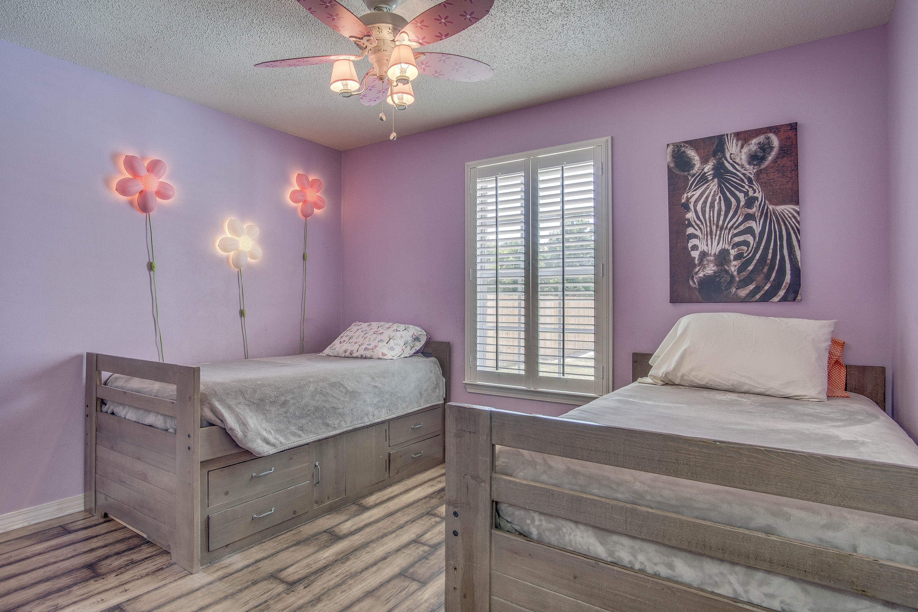 LEGEND COVE - Residential